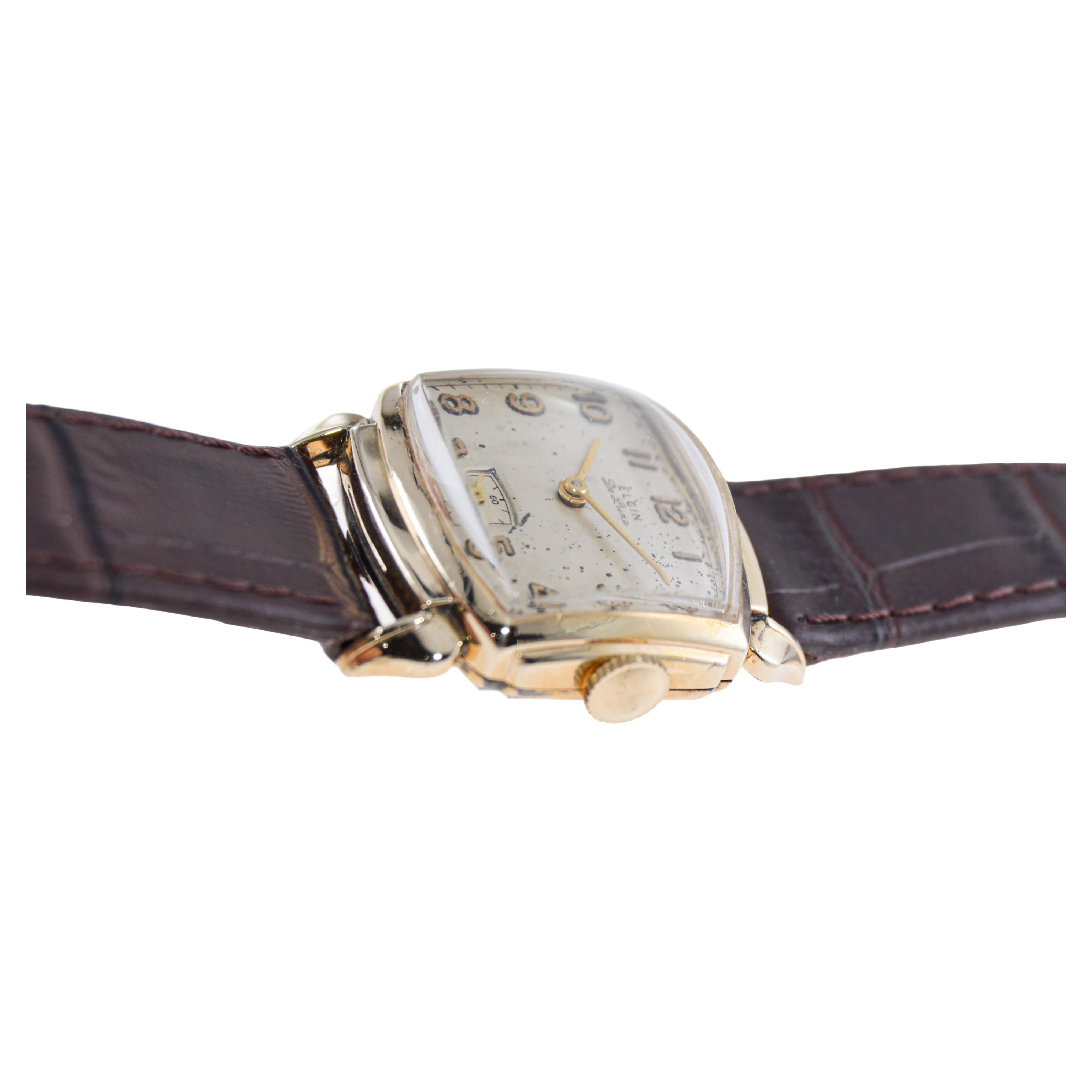Elgin Yellow Gold Filled Art Deco Watch with Original Dial from the 1940's For Sale 2