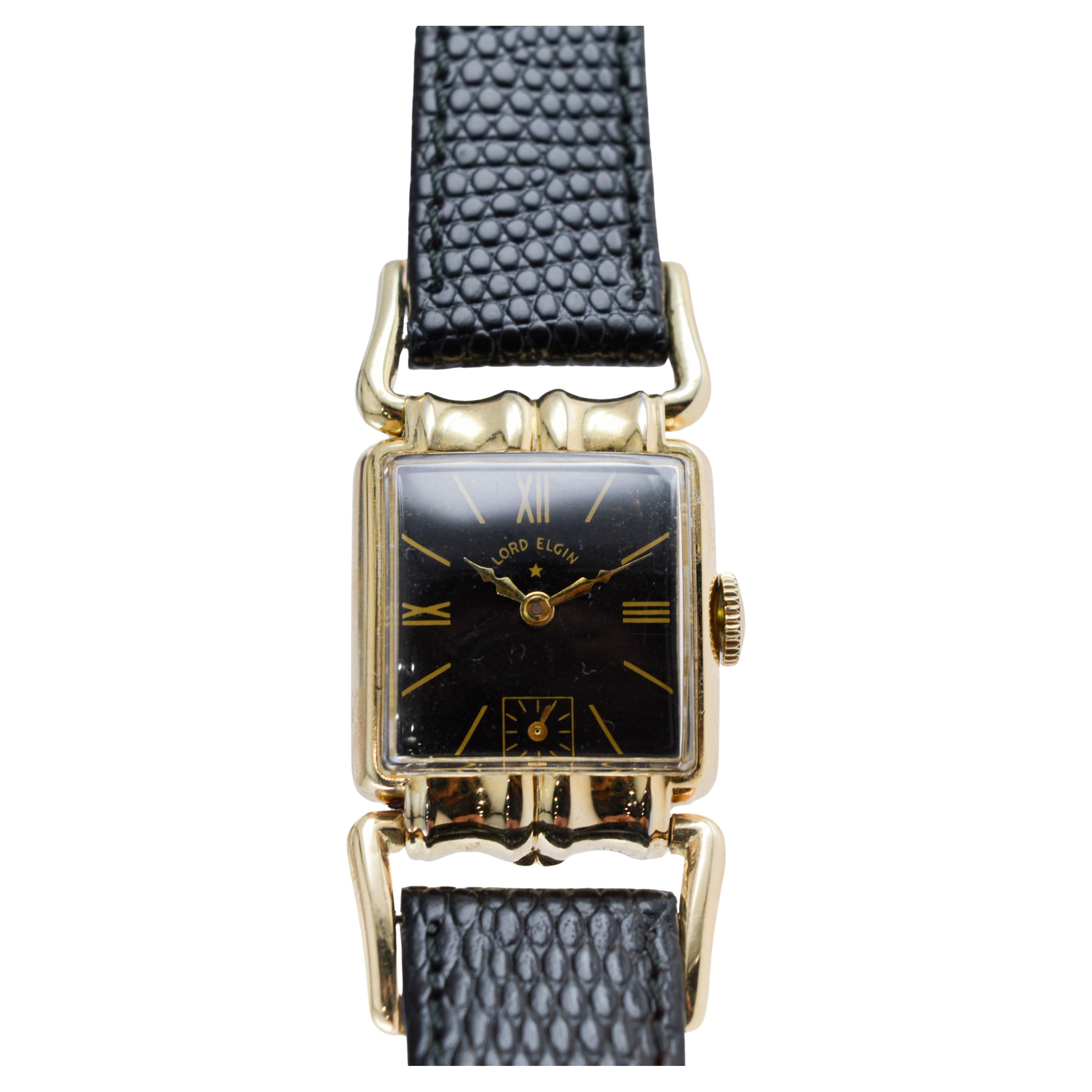 Reloj Art Déco Elgin relleno de oro amarillo con rara esfera negra  Ganchos articulados en venta 2