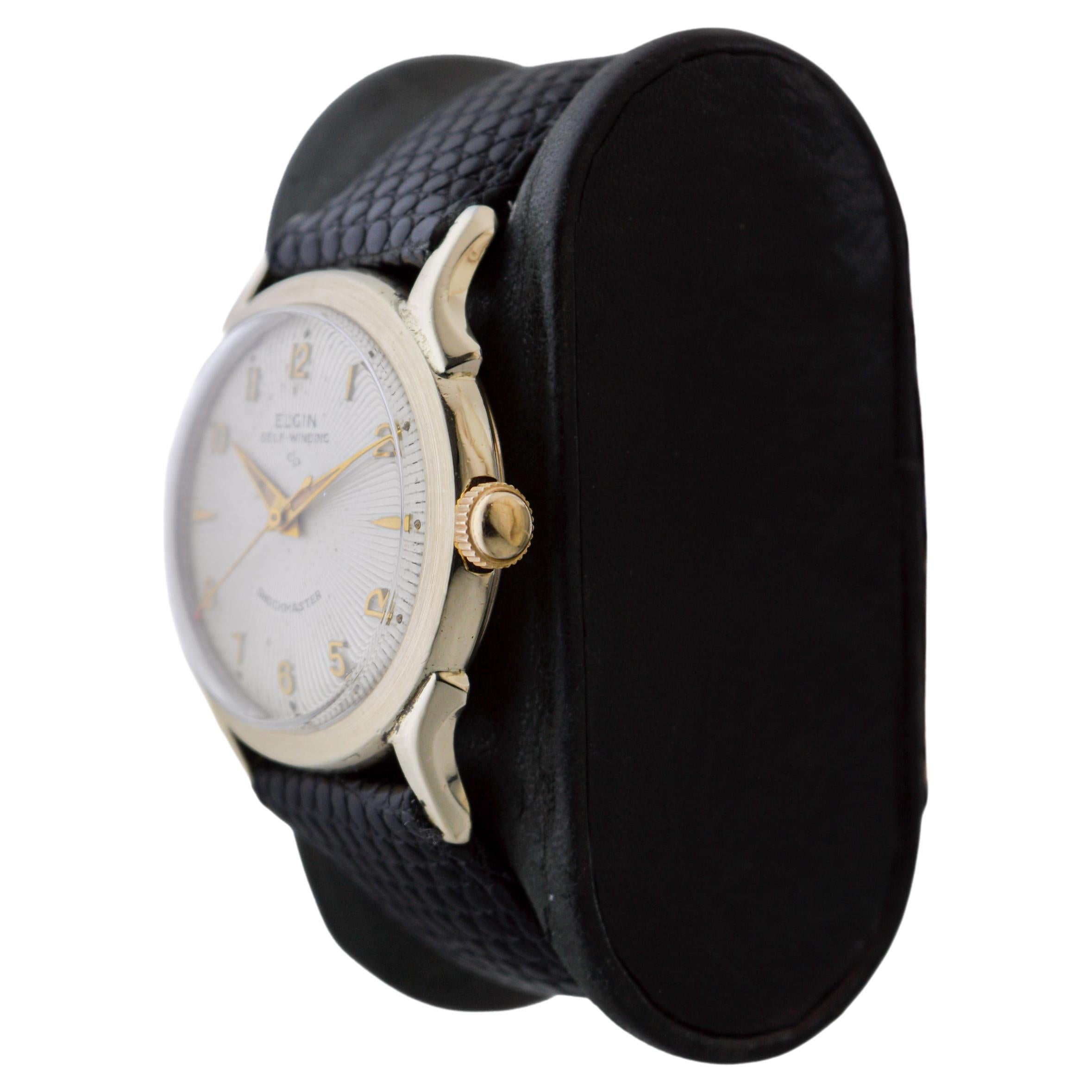 Elgin Yellow Gold Filled Automatic Art Deco Watch, circa 1960's with Rare Dial In Excellent Condition For Sale In Long Beach, CA