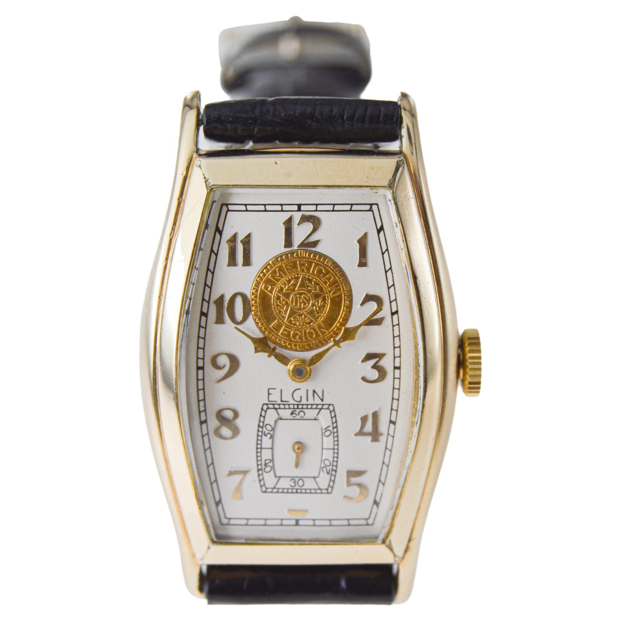 Elgin Yellow Gold Filled from 1939 with Hand Engraved Monogram Tortue Shaped  For Sale 1