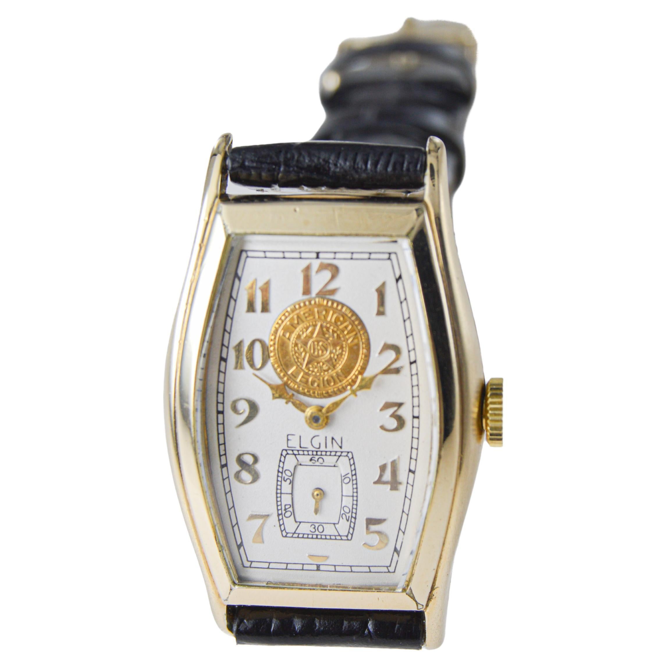 Elgin Yellow Gold Filled from 1939 with Hand Engraved Monogram Tortue Shaped  For Sale 2