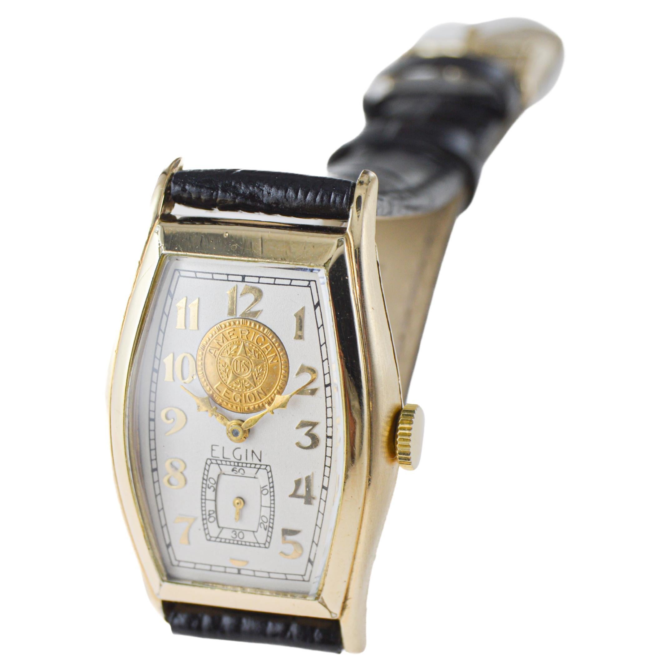 Elgin Yellow Gold Filled from 1939 with Hand Engraved Monogram Tortue Shaped  For Sale 3