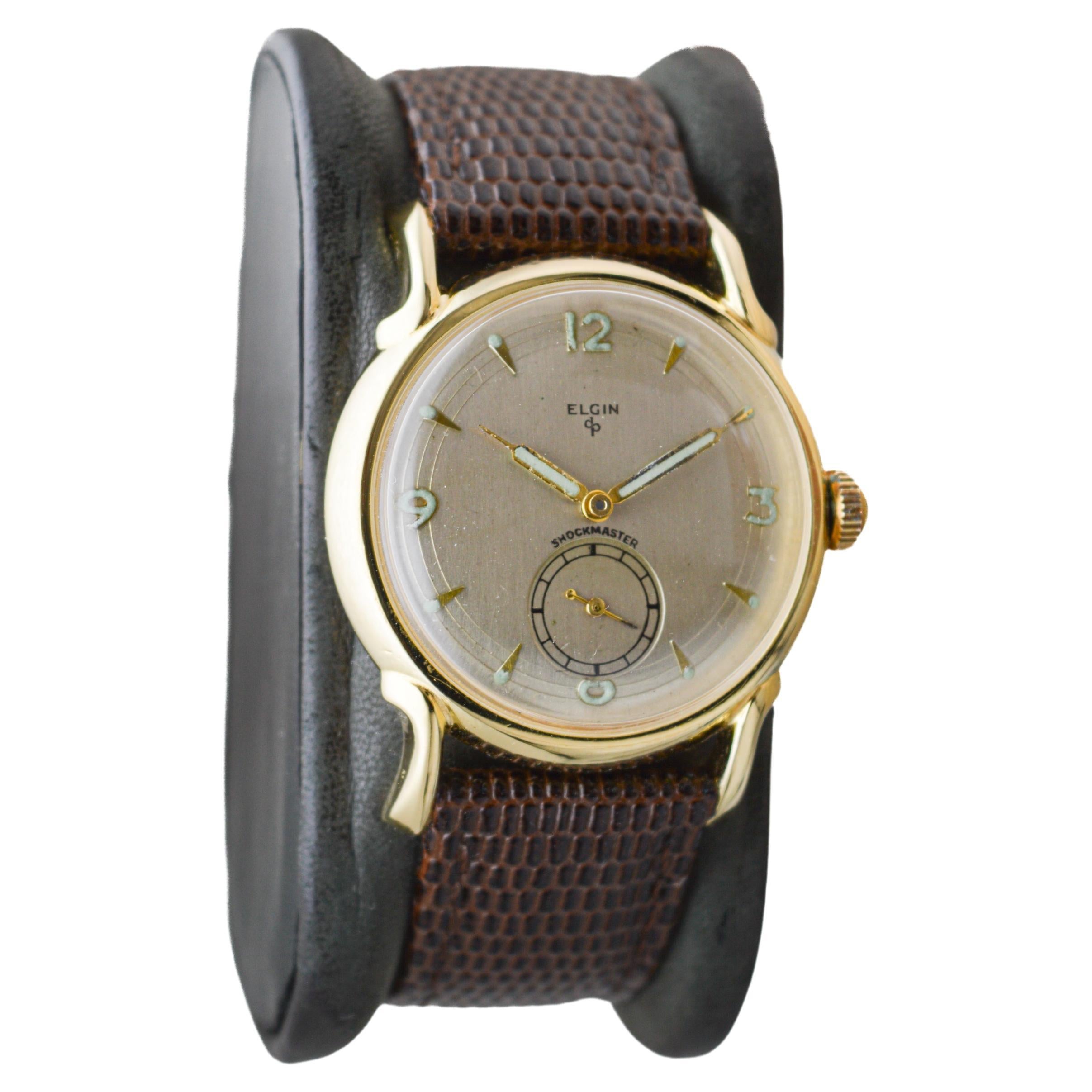 Elgin Yellow Gold Filled Shockmaster Art Deco Watch, circa 1950's In Excellent Condition In Long Beach, CA