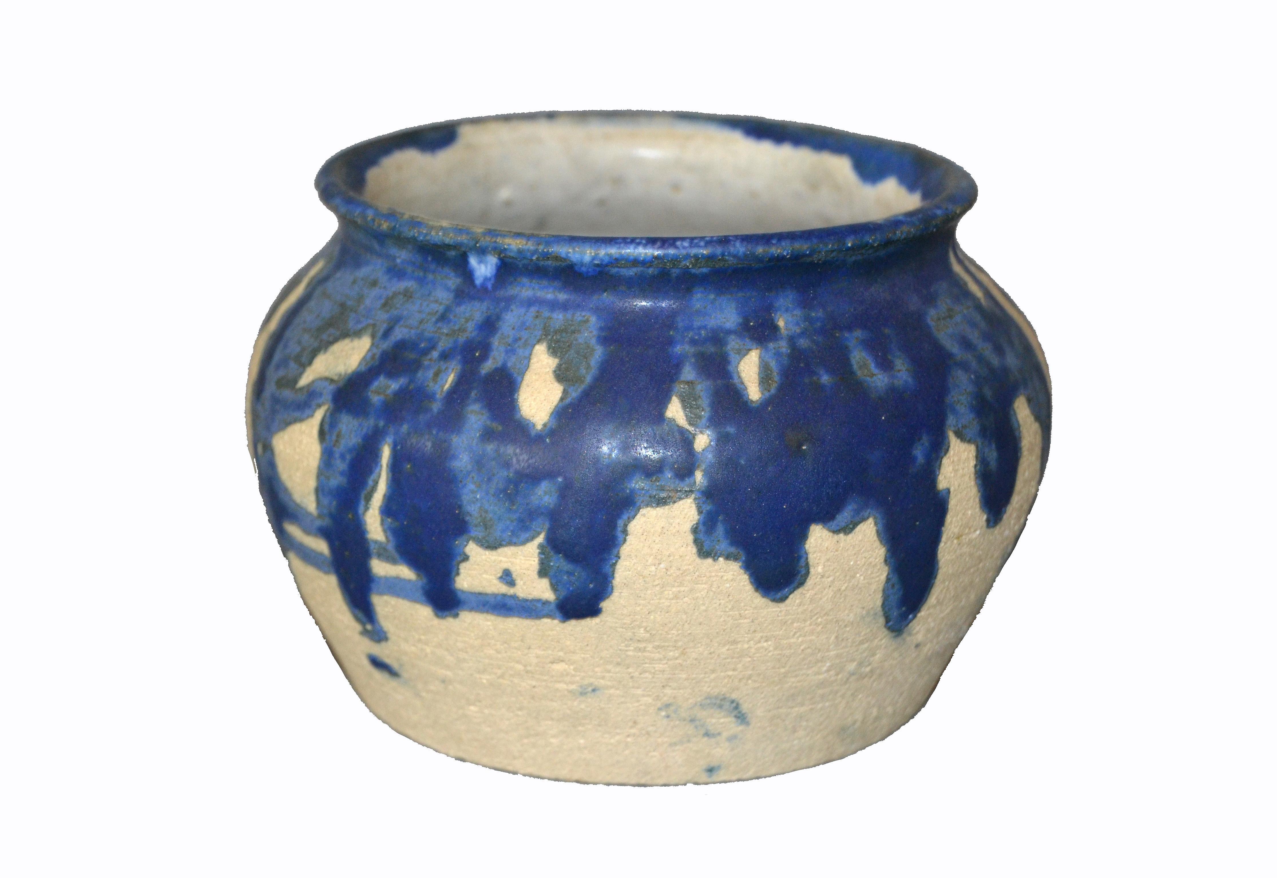 Mid-Century Modern Eli Hanemann Vintage Drip Glaze Blue & Beige Pottery Ceramic Bowl Studio Piece