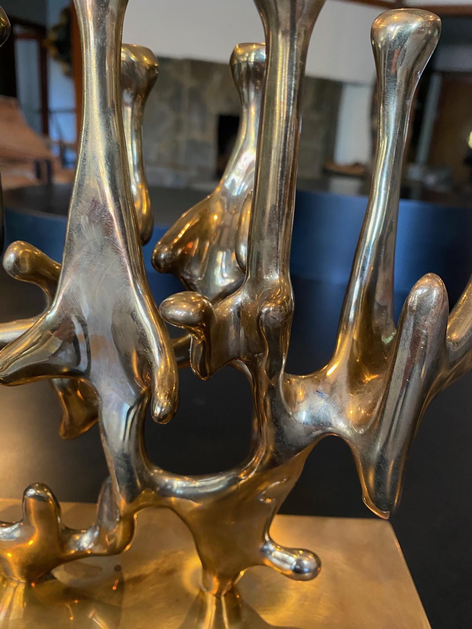 Sculpture Menorah moderniste abstraite en bronze signée Eli Karpel, édition limitée en vente 5