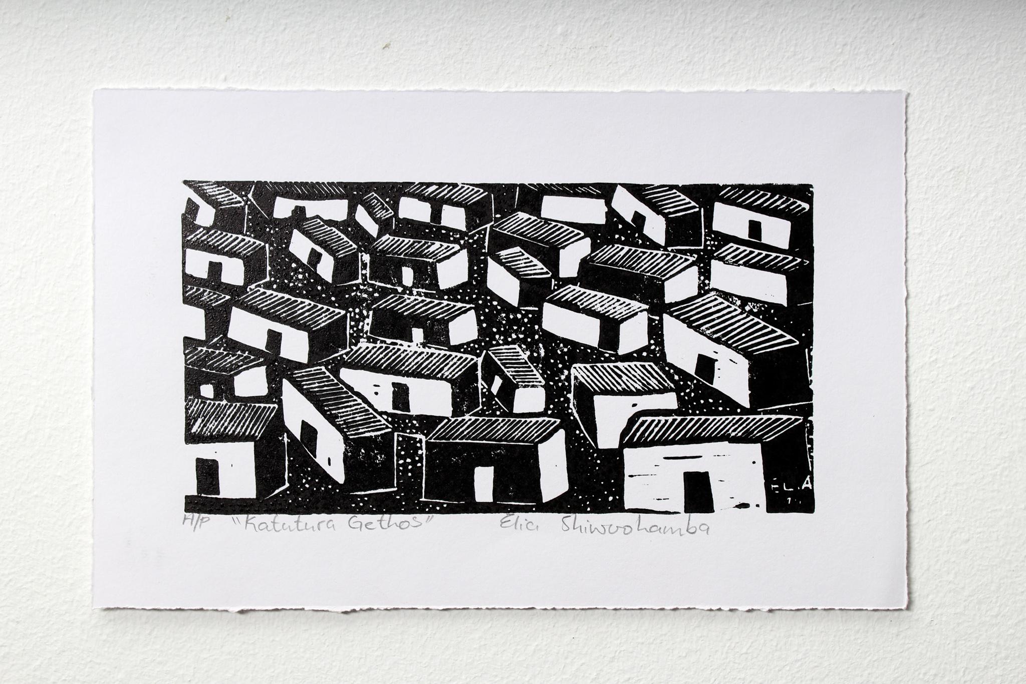 Katutura ghettos, impressions en blocs de linoléum sur papier.

Elia Shiwoohamba est née en 1981 à Windhoek, en Namibie. Il est diplômé du Centre d'art John Muafangejo de Windhoek en 2006. Spécialisé dans la gravure et la sculpture, Shiwoohamba est