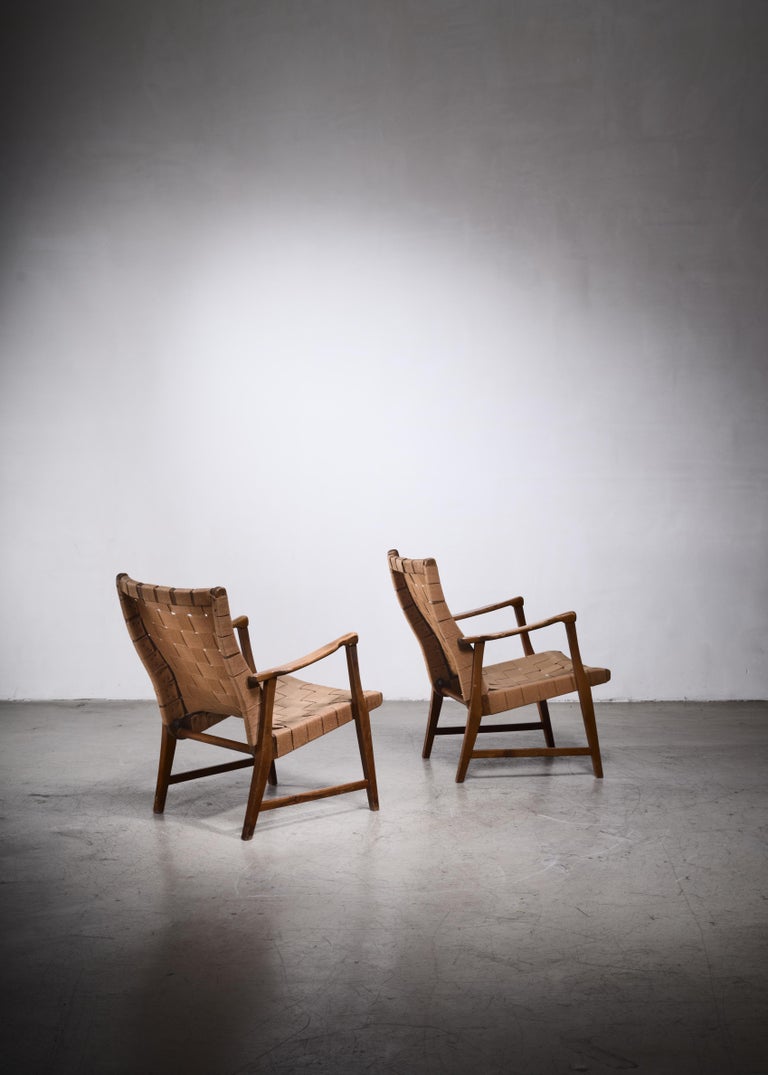 Elias Svedberg Pair of Chairs for Nordiska Kompaniet, Sweden, 1940s In Good Condition For Sale In Maastricht, NL
