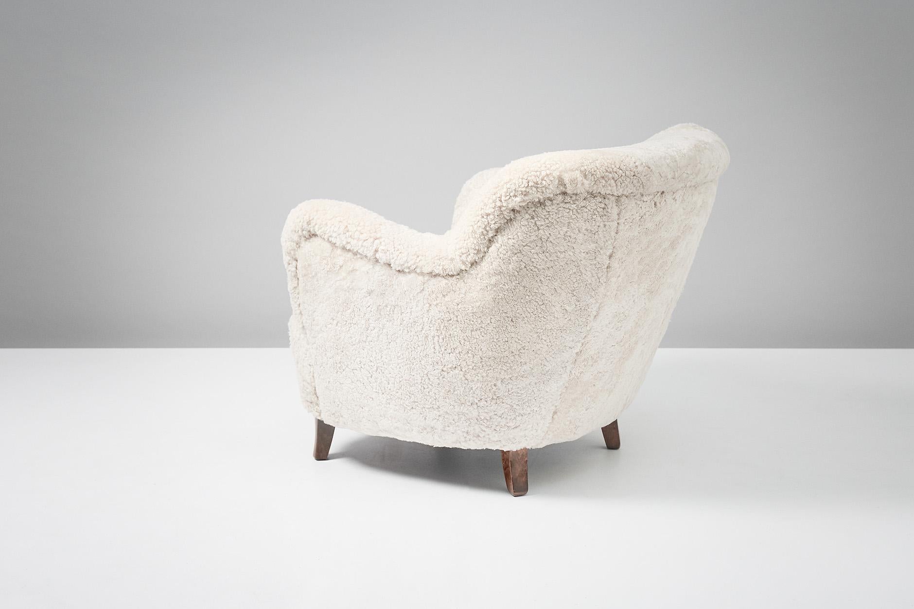 Elias Svedberg Swedish Sheepskin Lounge Chair, circa 1940s In Excellent Condition In London, GB
