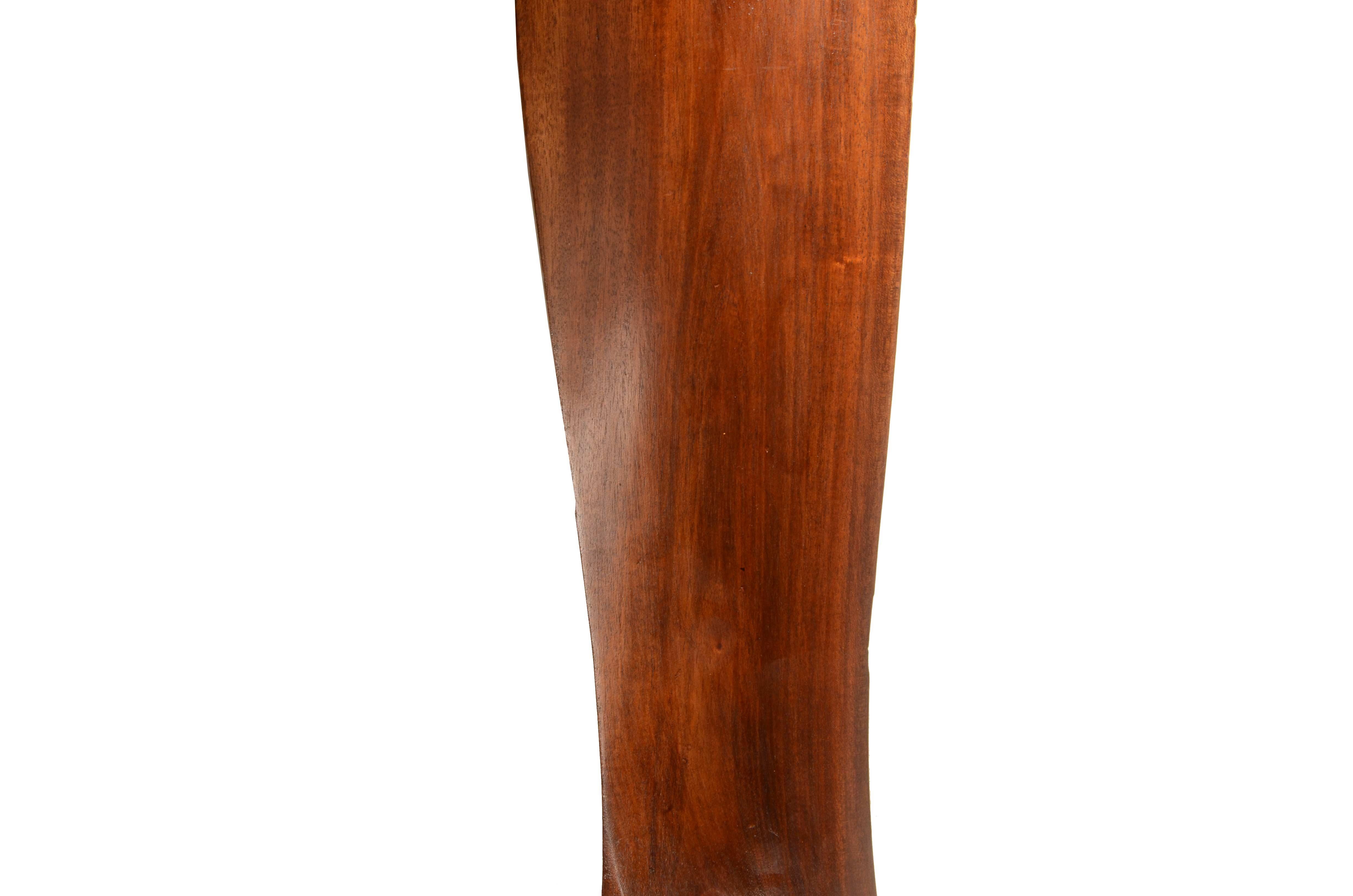 English mahogany wood decorative airplane propeller from the 1940s. For Sale 6