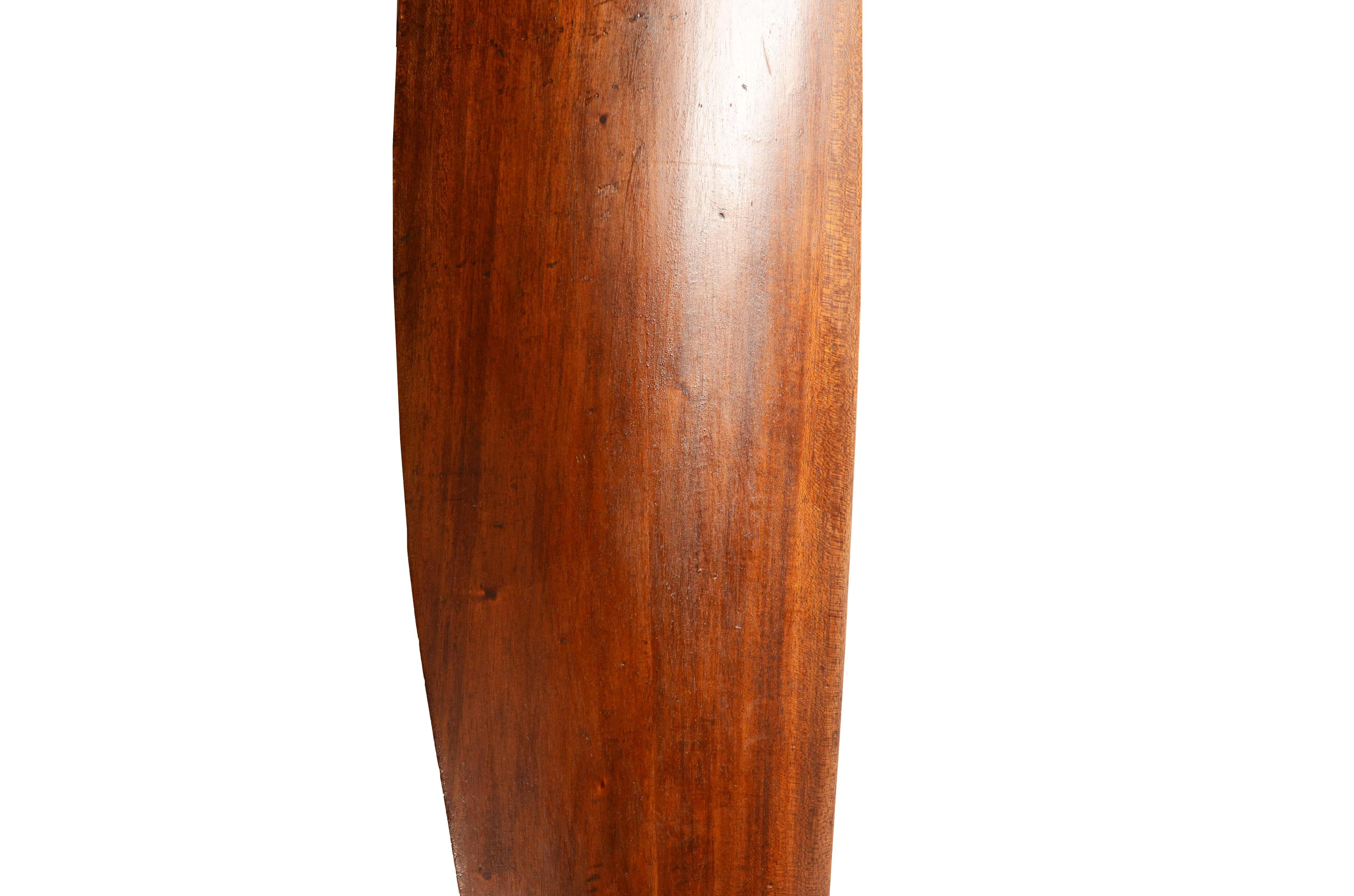 English mahogany wood decorative airplane propeller from the 1940s. For Sale 8