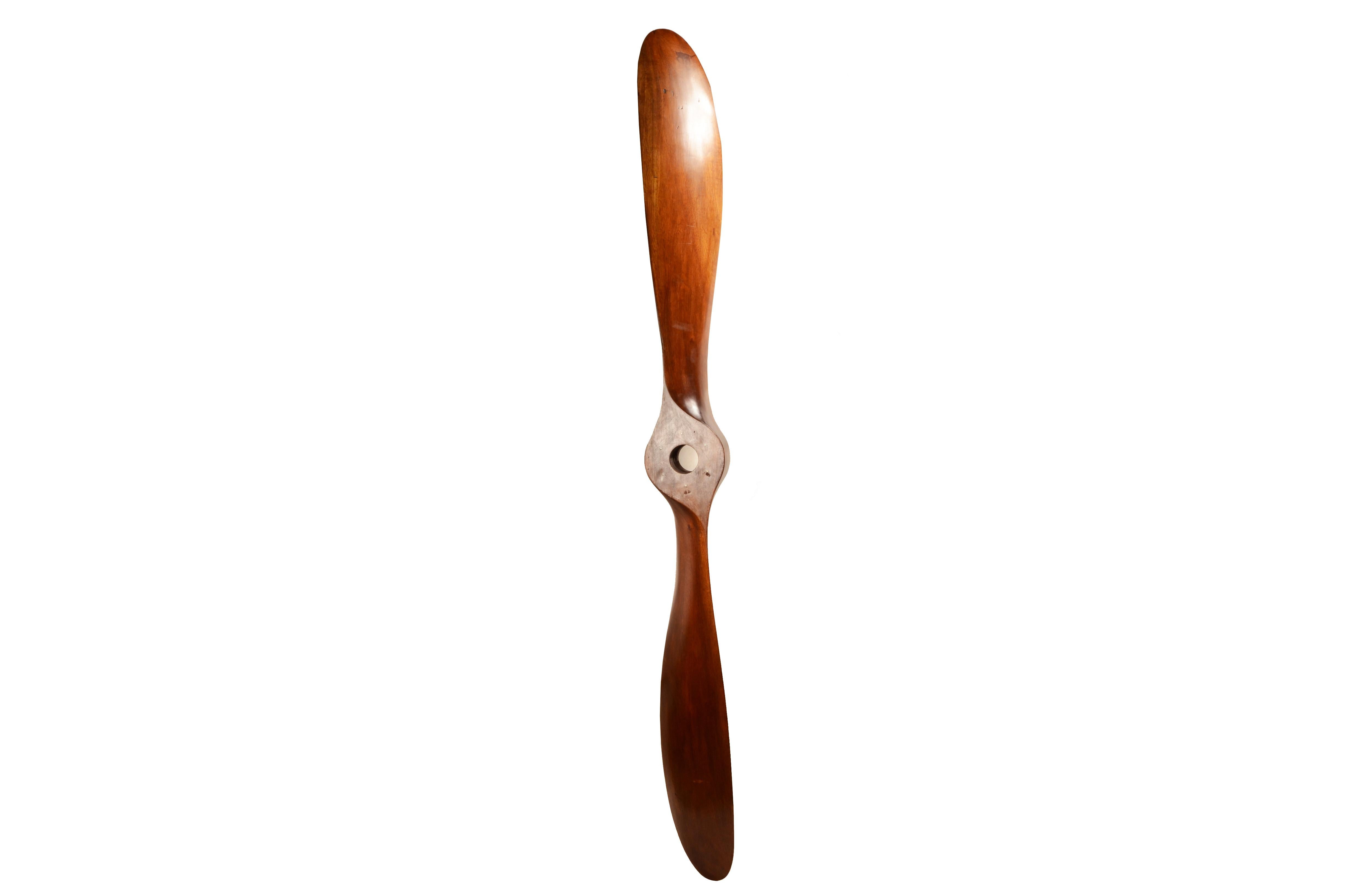 English mahogany wood decorative airplane propeller from the 1940s. For Sale 1