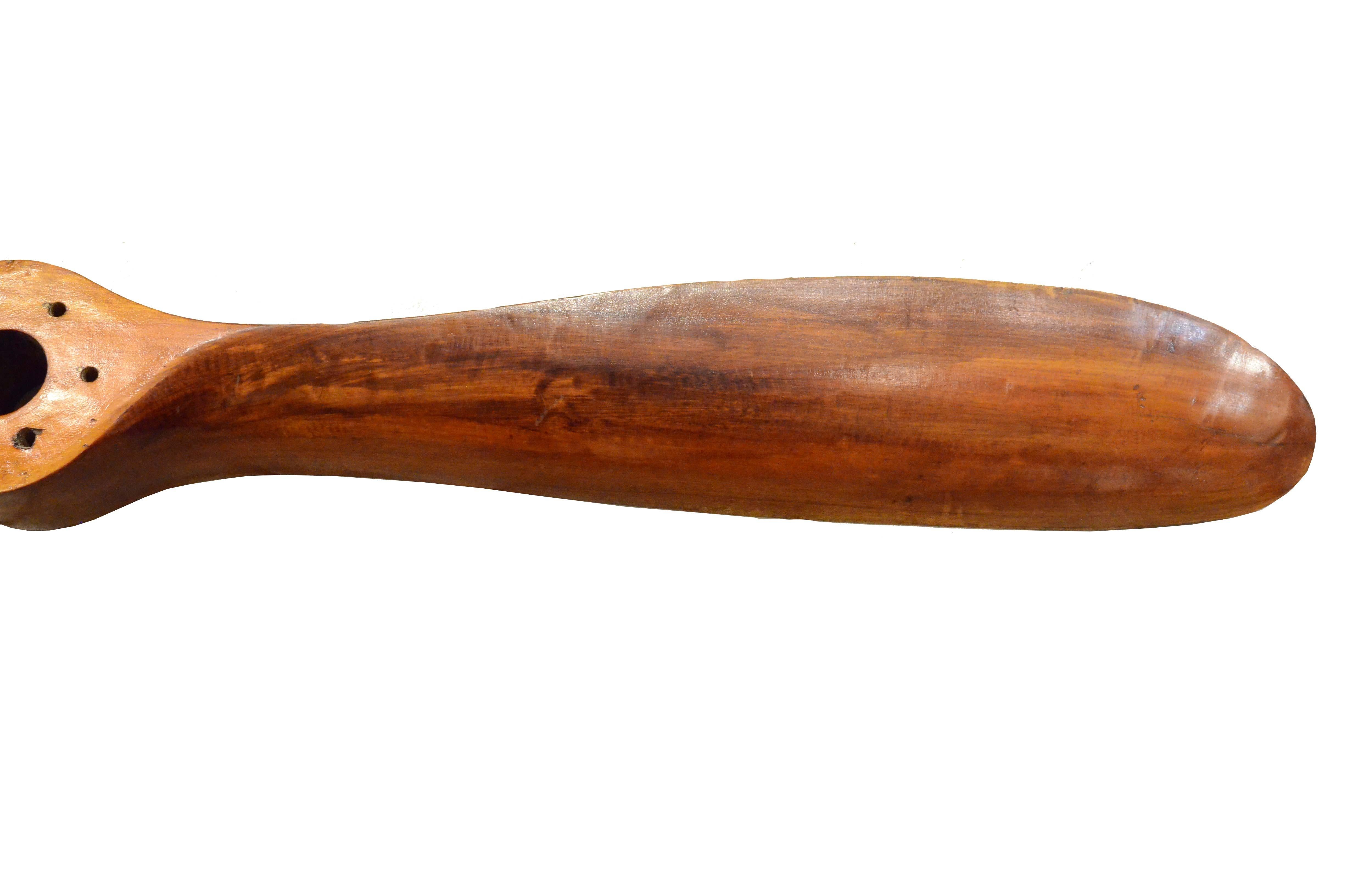 Hélice en bois, moyeu central à 6 trous, DDR WRXO95 Allemagne de l'Est, années 1950. en vente 4