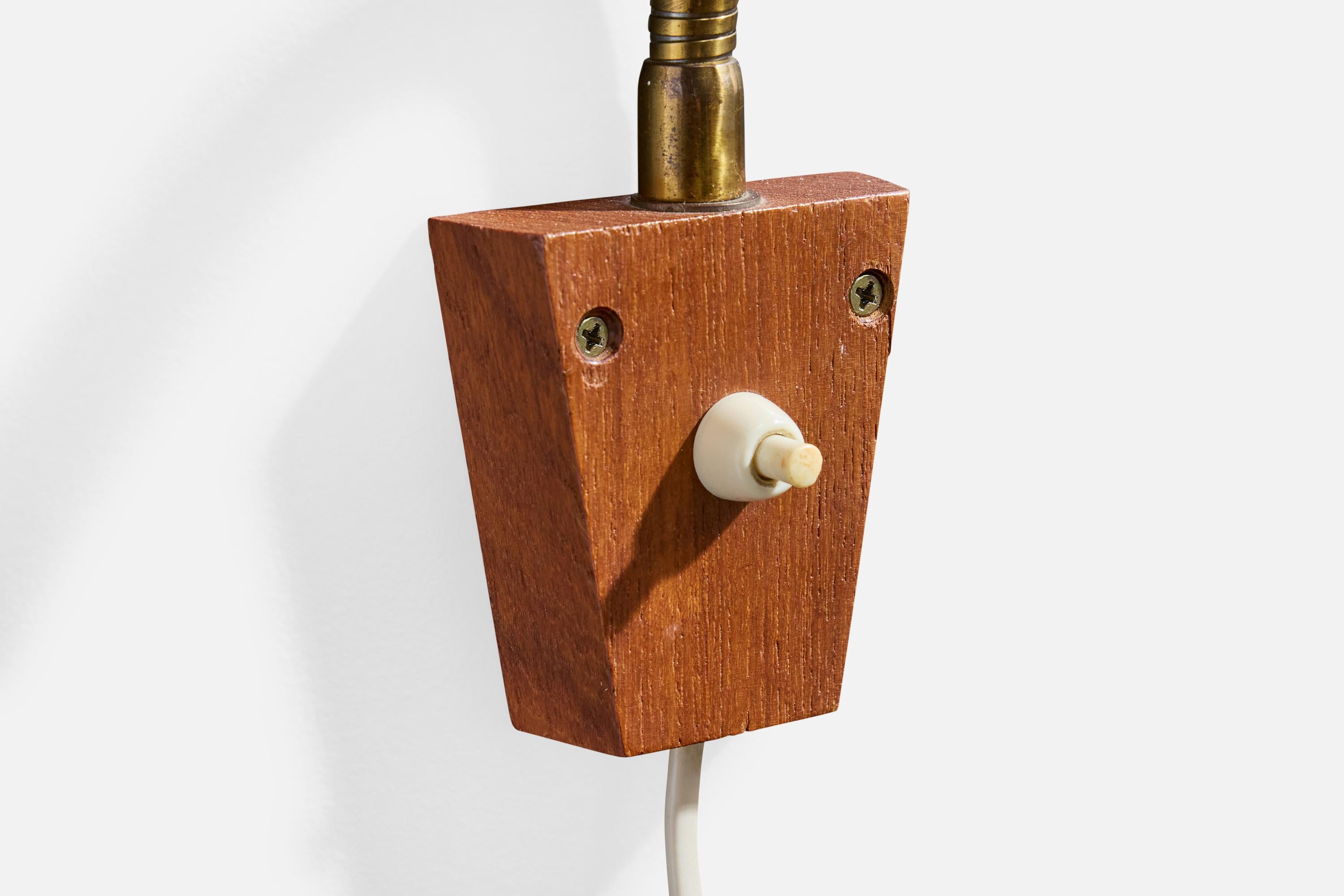 Elidus, Wandleuchten, Messing, Teakholz, Stoff, Schweden, 1950er Jahre (Mitte des 20. Jahrhunderts) im Angebot