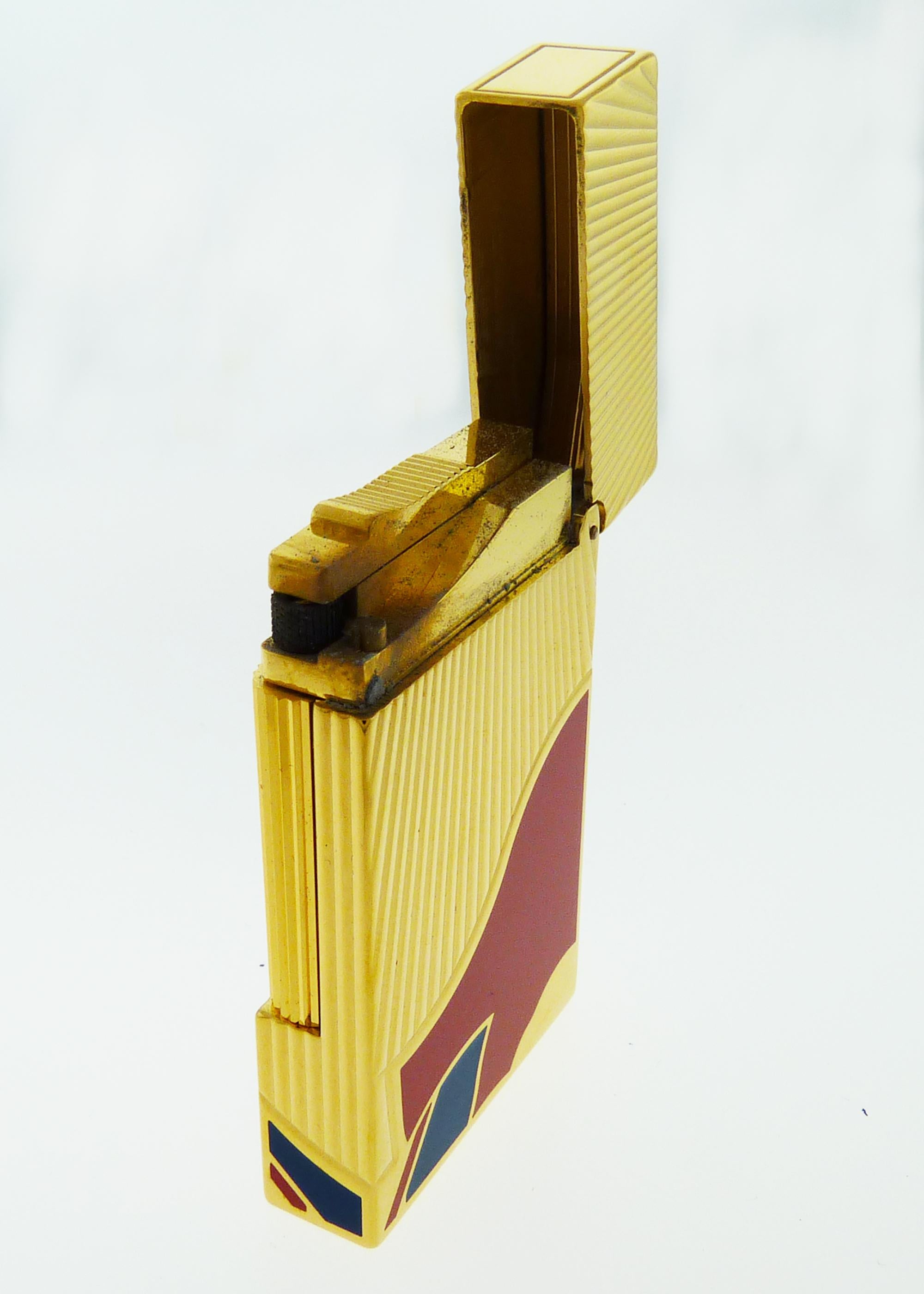 Elie Bleu Cigar Humidor for 200 Cigars, Hong Kong, 1997 and S.T. Dupont Lighter For Sale 2