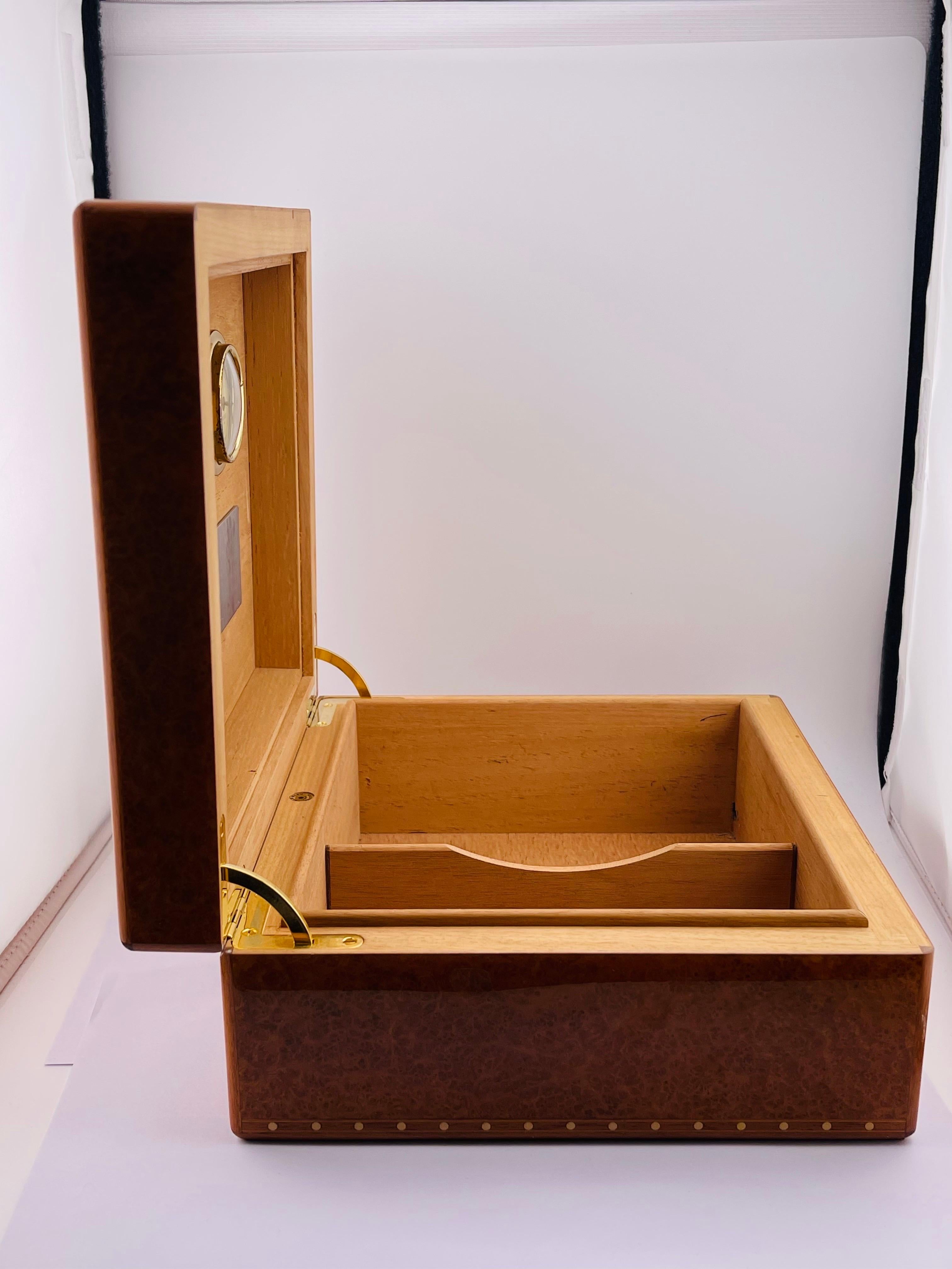 Caja humidificador de puros Elie Bleu  Rootwood Francia 4