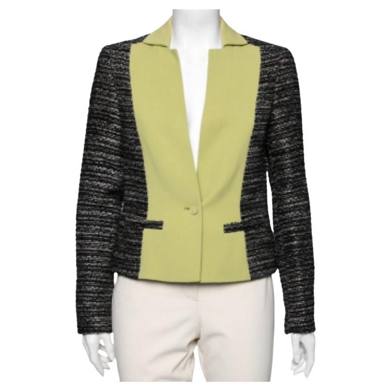 Blazer con pannelli in crepe di Elie Saab Black & Green Tweed Cropped Blazer S in vendita