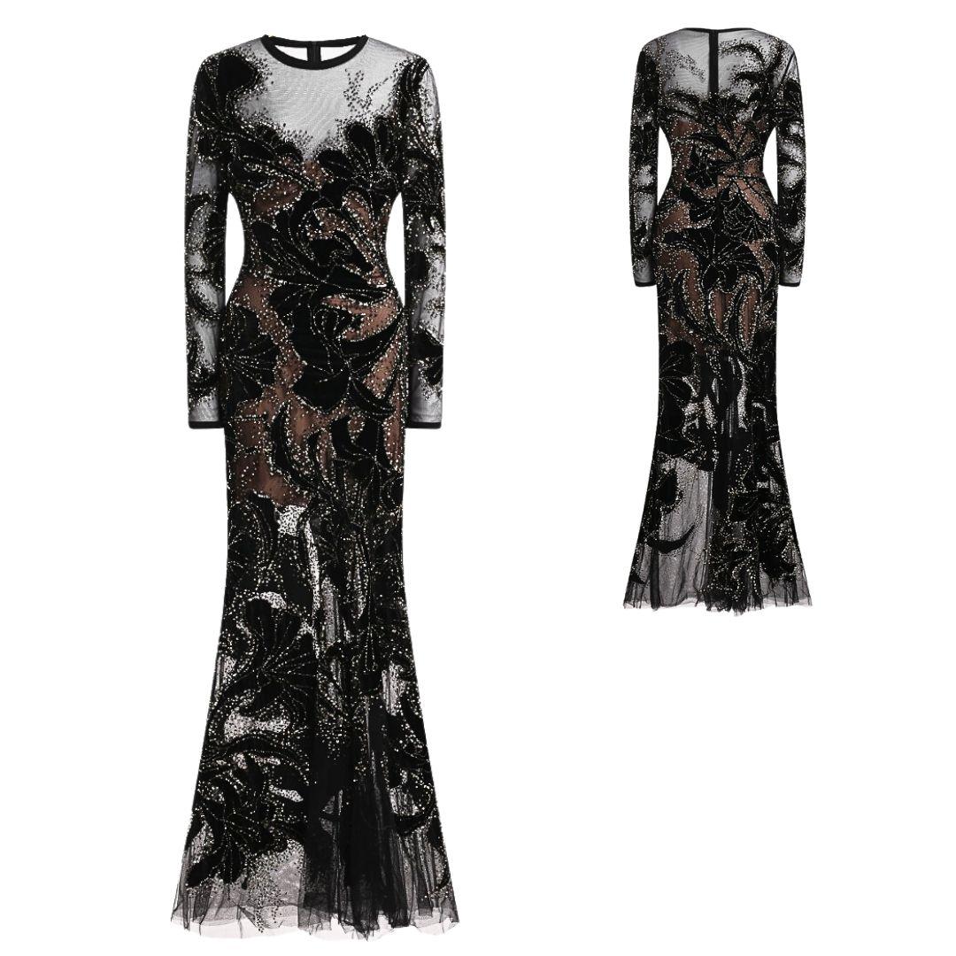 Elie Saab Black Velvet Embellished Evening Gown Fall/Winter 2017 Size 38FR In Good Condition In Saint Petersburg, FL