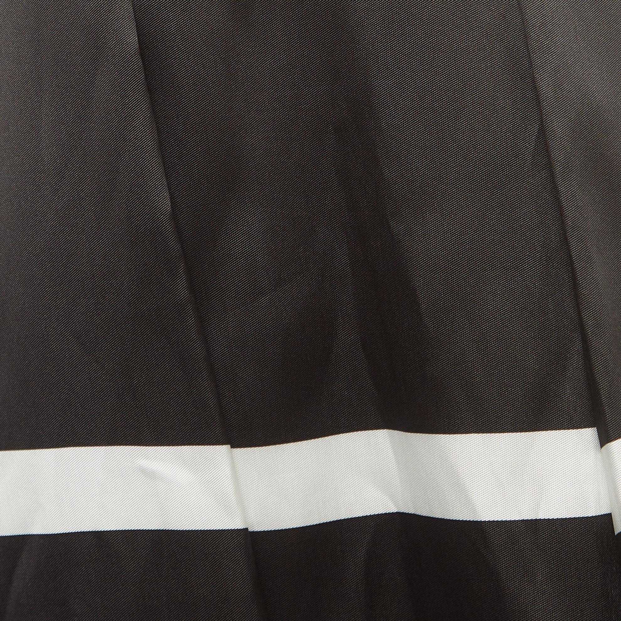 Elie Saab Black/White Striped Silk-Blend Gown M 1