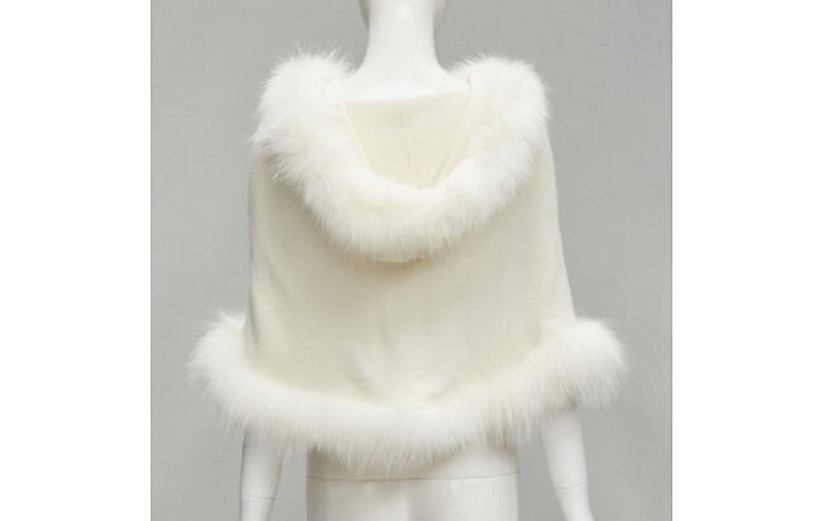 ELIE SAAB cream cashmere white fur trim knitted hooded poncho cape 2