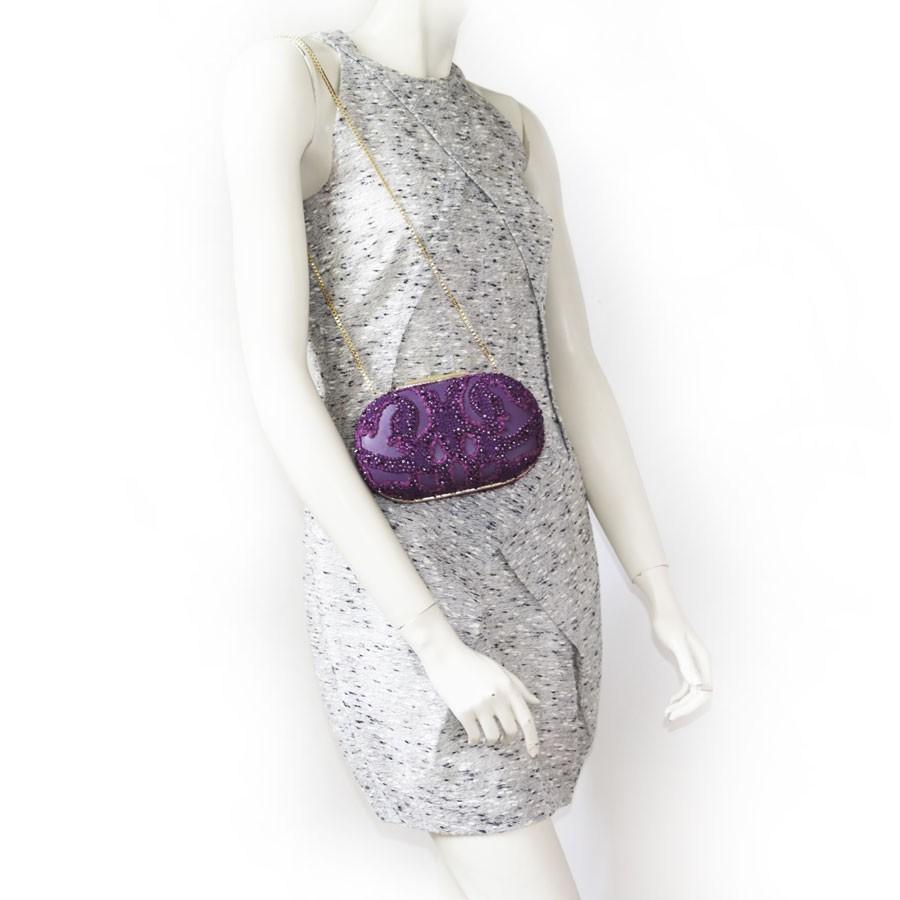 Elie Saab minaudière with pearl embroidery For Sale 2
