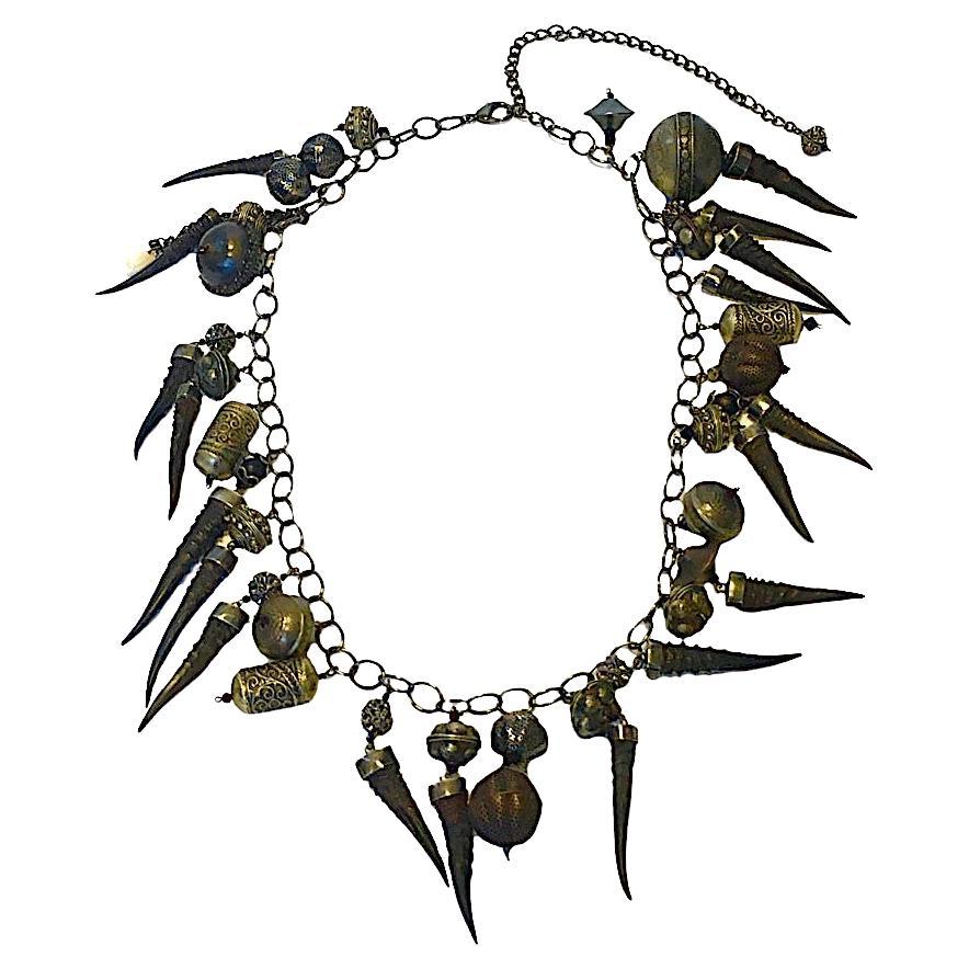 ELIE SAAB Halskette aus gealtertem, versilbertem Metall im Angebot
