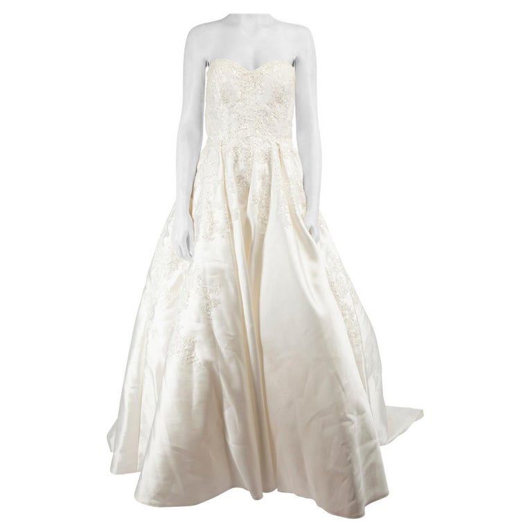 Elie Saab White Sequin Embellished Wedding Gown Size M at 1stDibs Elie Saab White Sequin Embellished Wedding Gown Size M at 1stDibs