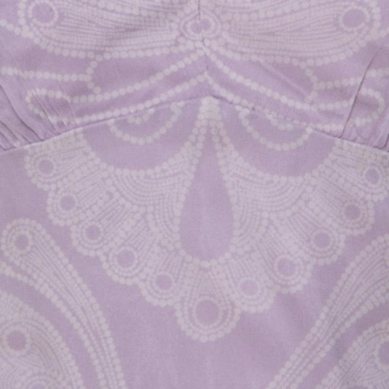 Elie Tahari Amethyst Lila Paisley bedrucktes Seidenchiffon-Top S Damen im Angebot