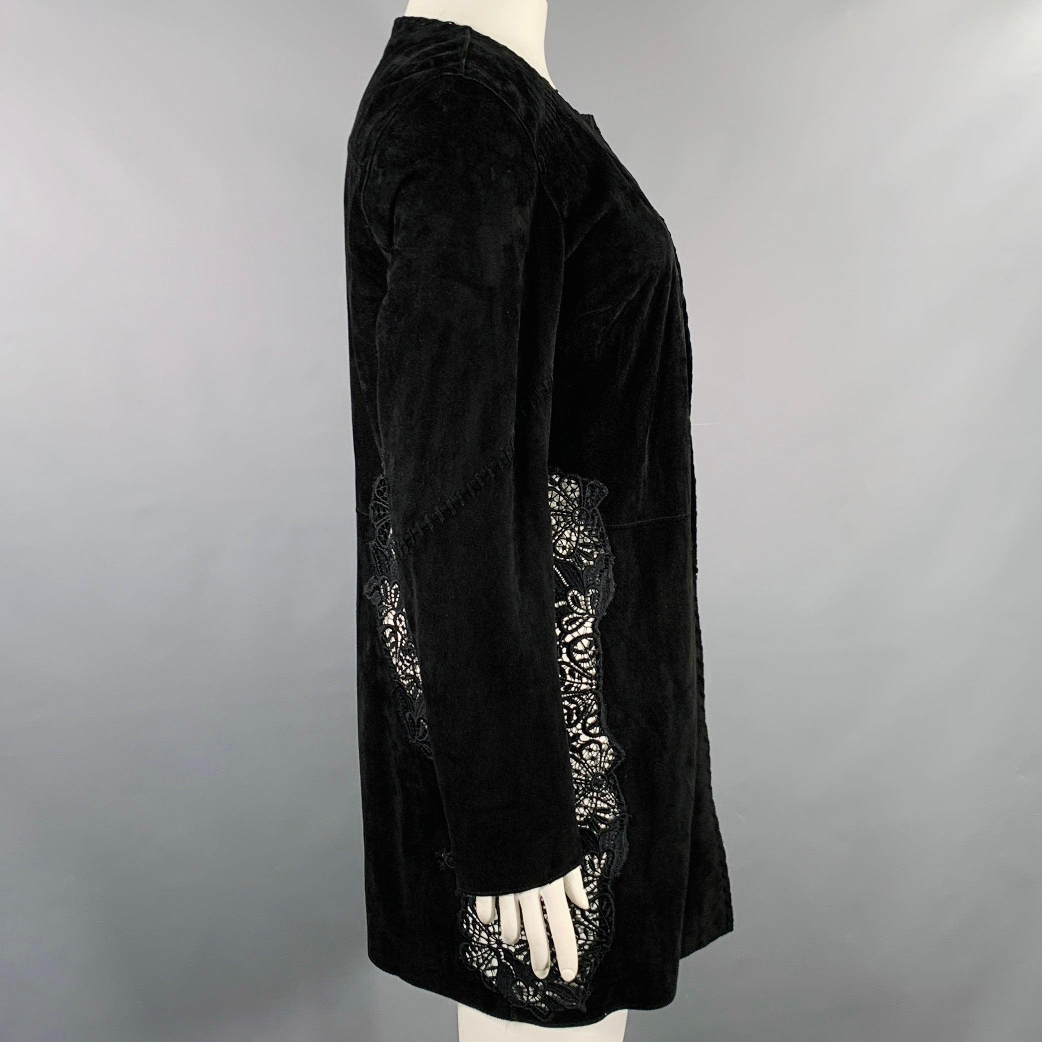 ELIE TAHARI 