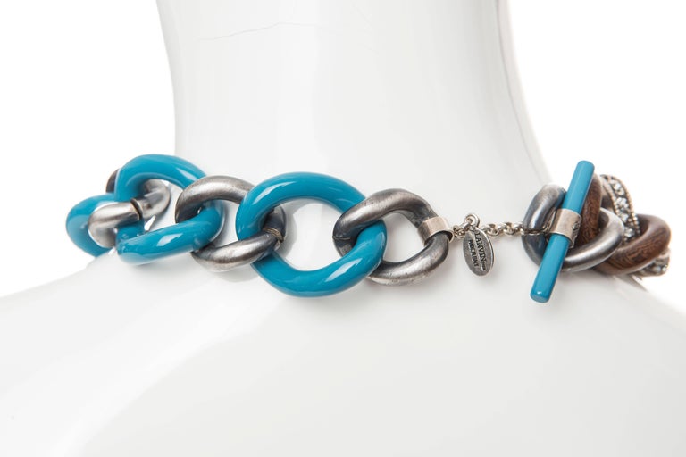 Elie Top for Lanvin Gunmetal Wood & Blue Enamel Chain Link Necklace In Excellent Condition For Sale In Cincinnati, OH