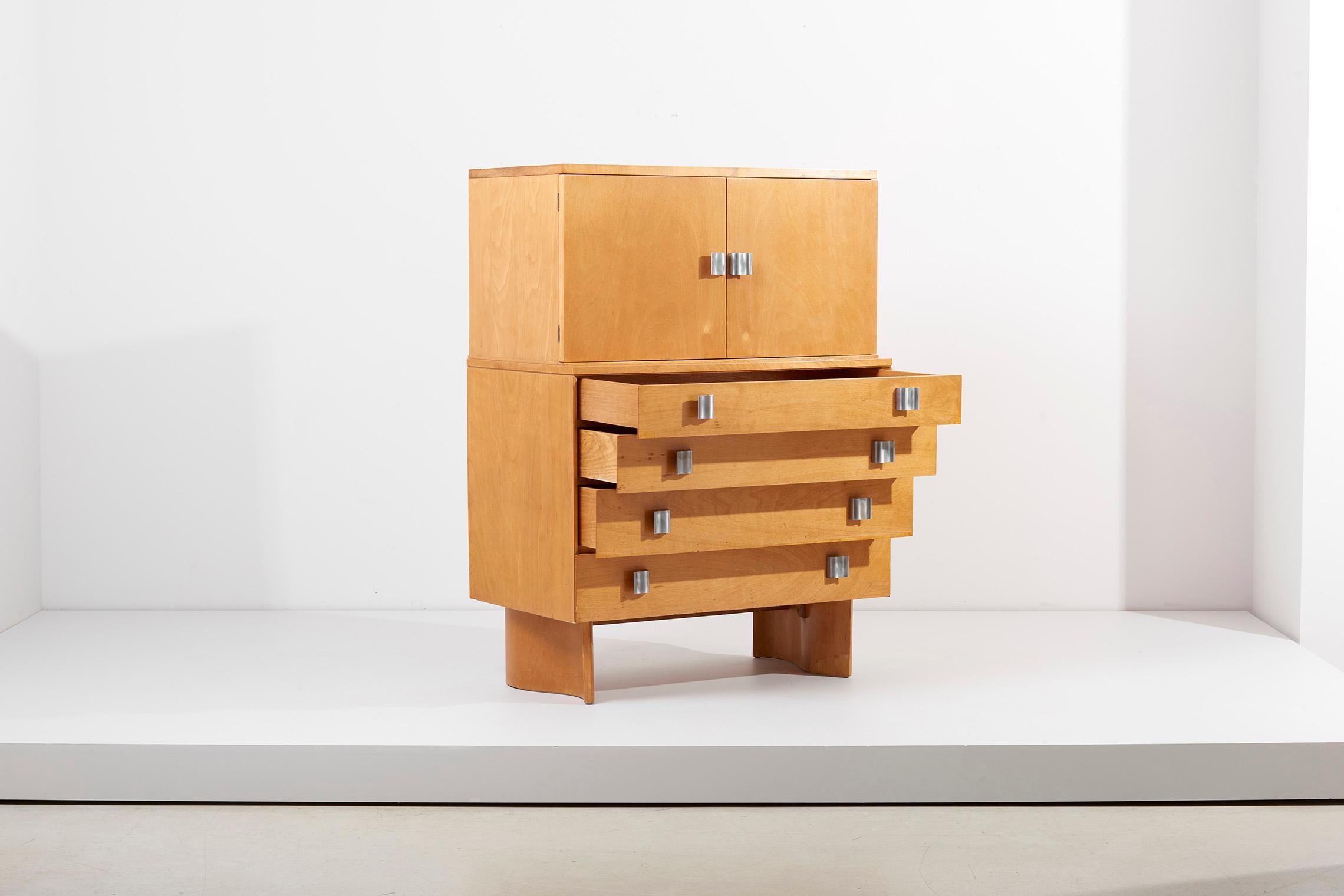 Eliel Saarinen Dresser in Birch for Johnson, USA - 1950s For Sale 5