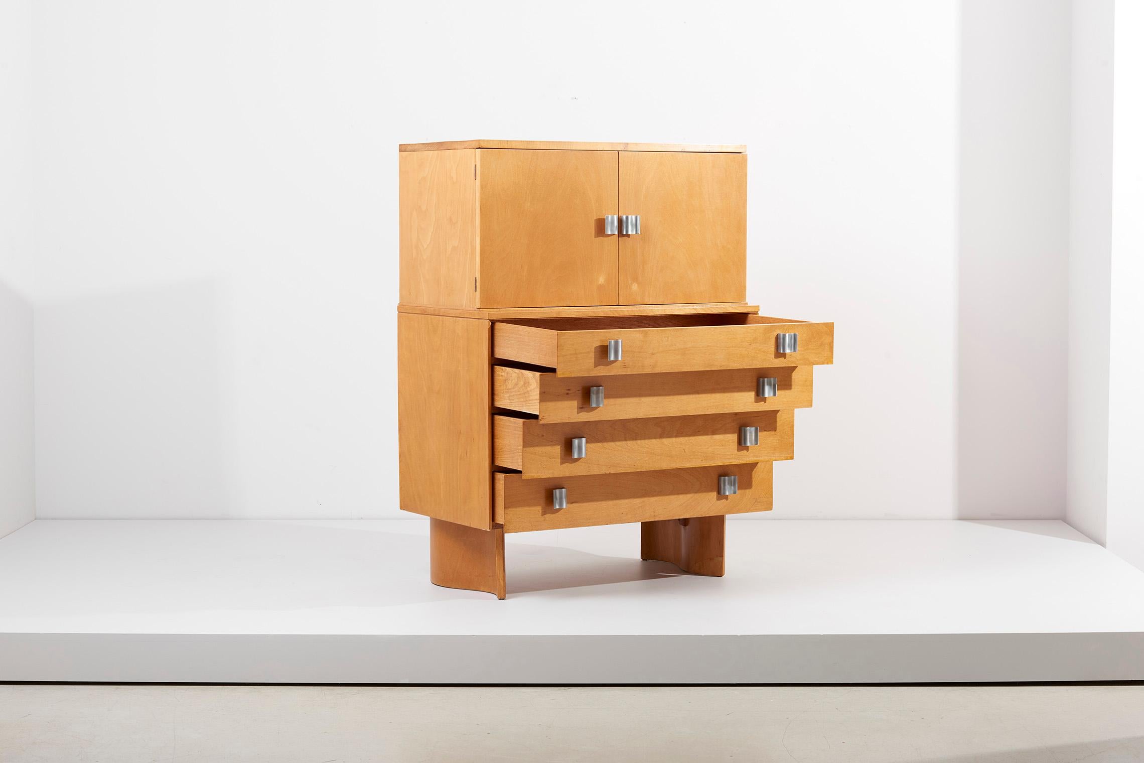 Eliel Saarinen Dresser in Birch for Johnson, USA - 1950s For Sale 6