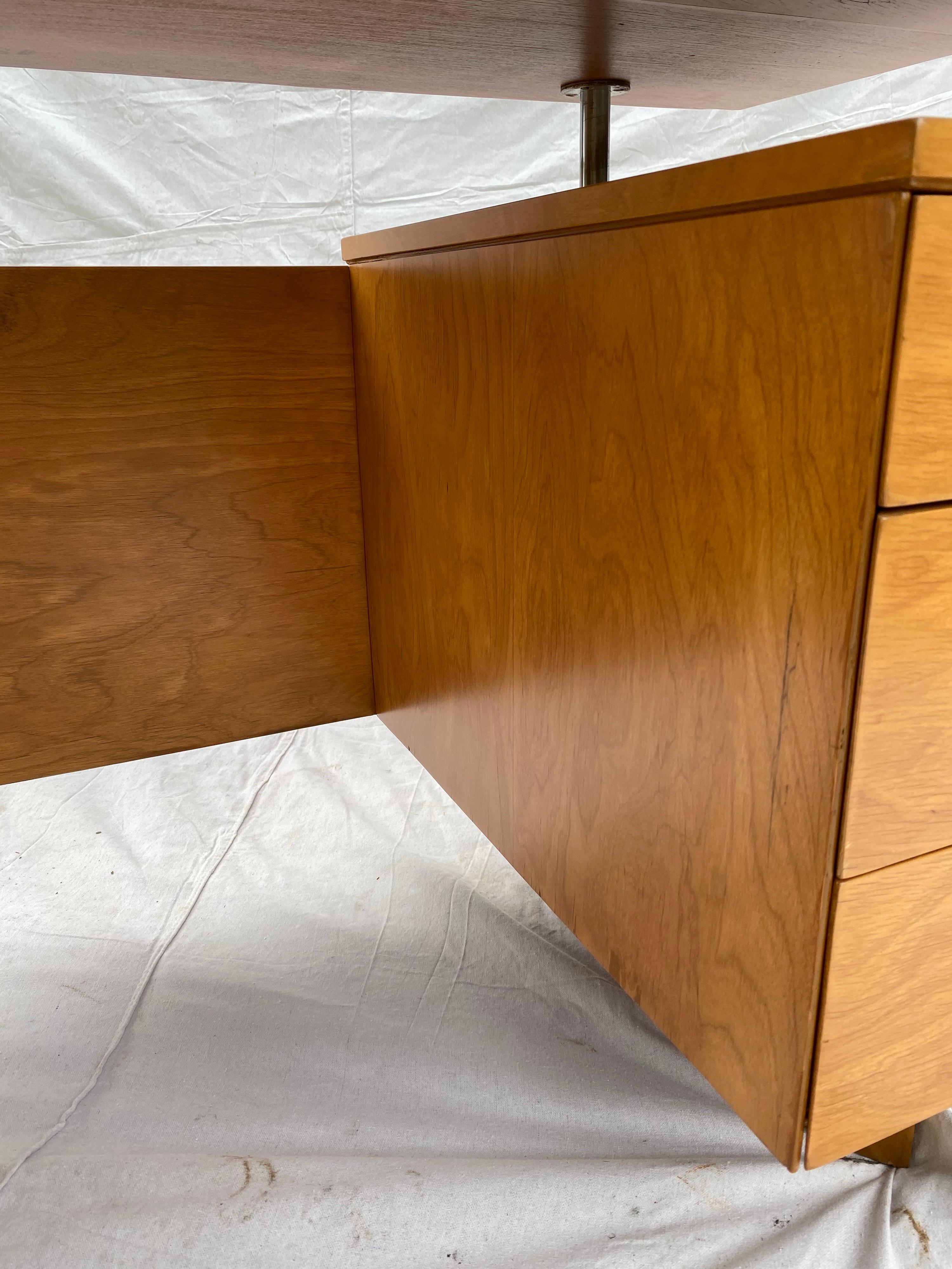 Eliel Saarinen for Johnson Furniture Executive Desk 4