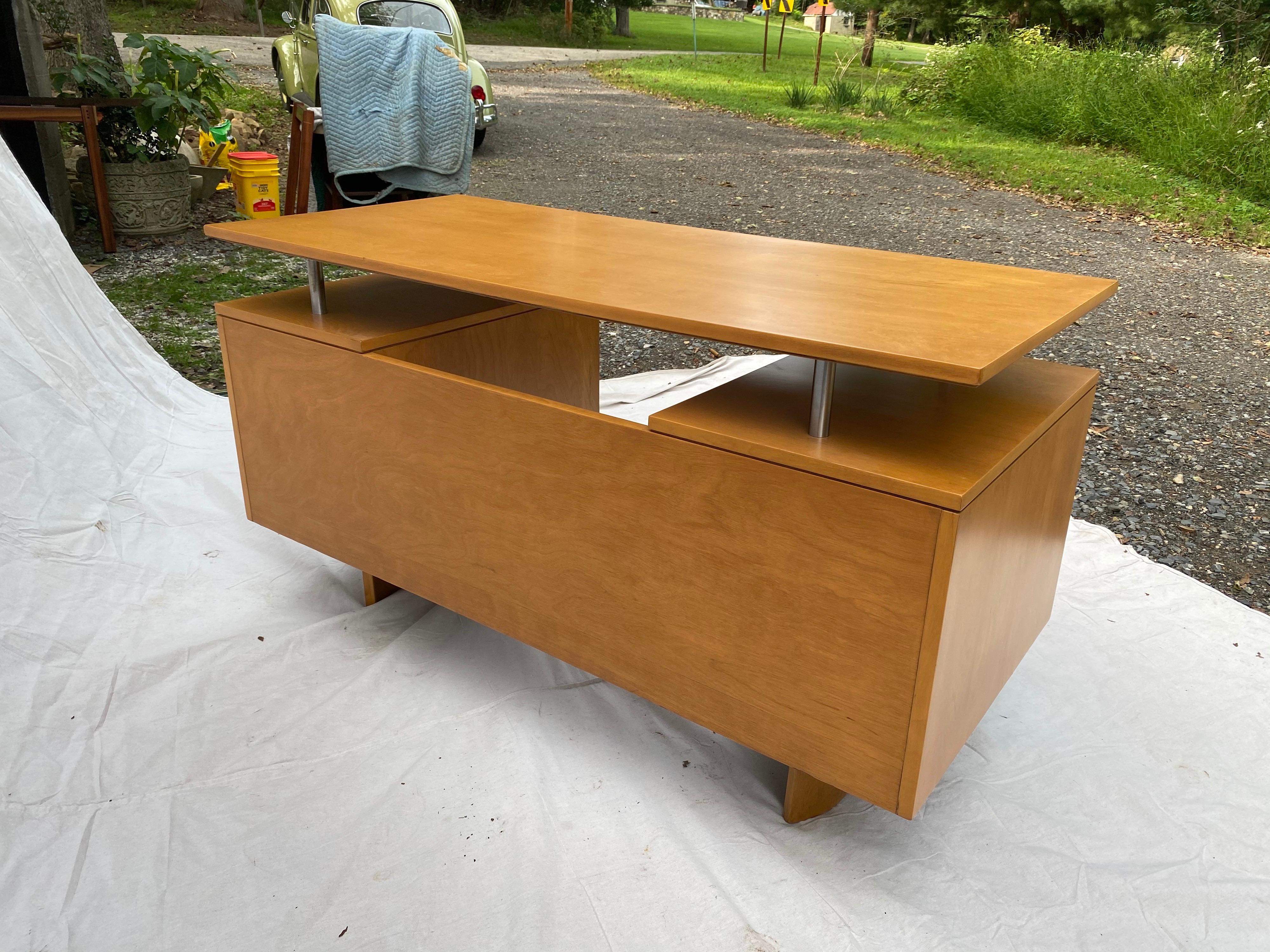 Mid-20th Century Eliel Saarinen for Johnson Furniture Executive Desk