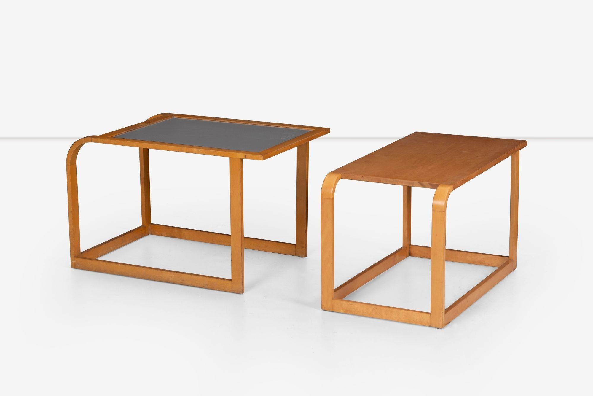 Eliel Saarinen Nesting Tables for Johnson Furniture Company, 1940 In Good Condition For Sale In Chicago, IL