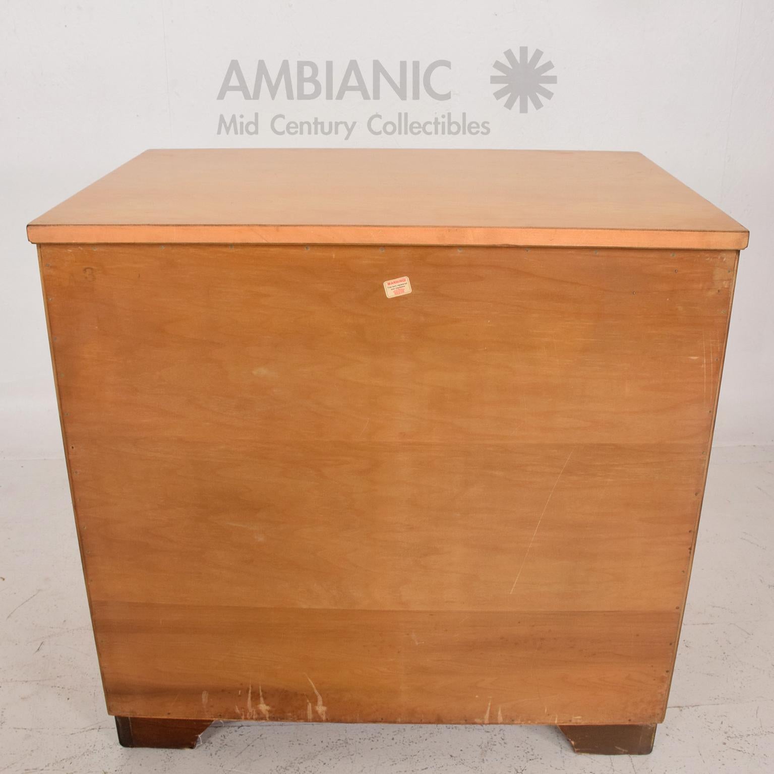 1940s Art Deco Eliel Saarinen Birch Dresser Johnson Furniture Co In Good Condition In Chula Vista, CA