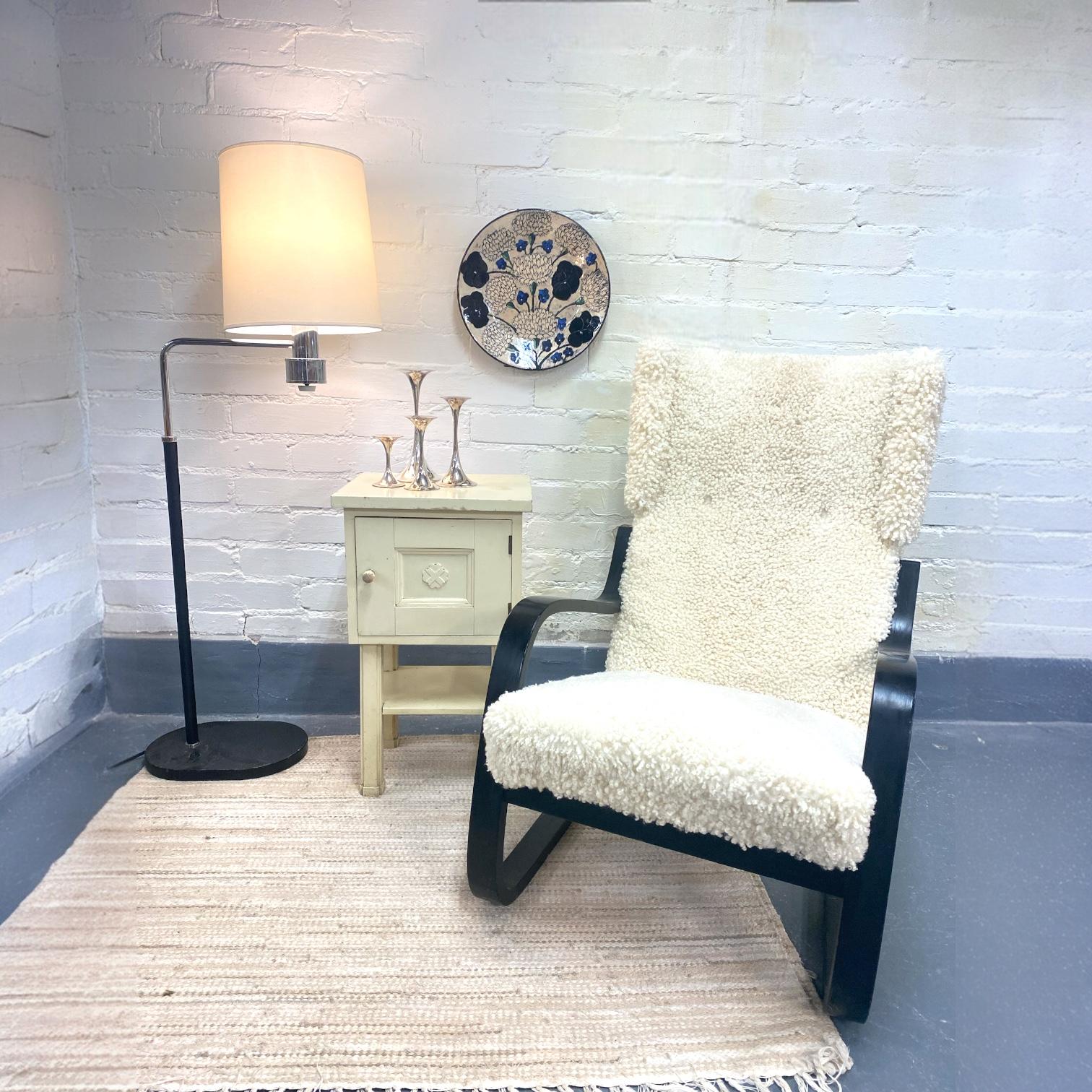 Eliel Saarinen Wooden Side Cupboard, Natural White, Early 20th Century For Sale 3