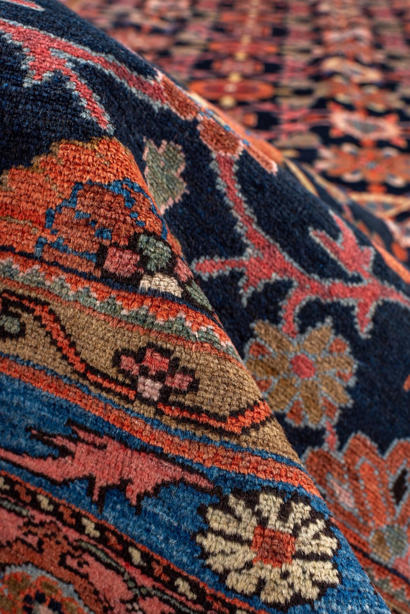 Antiker Hamadan mit Mina Khani-Design im Zustand „Gut“ im Angebot in New York, NY