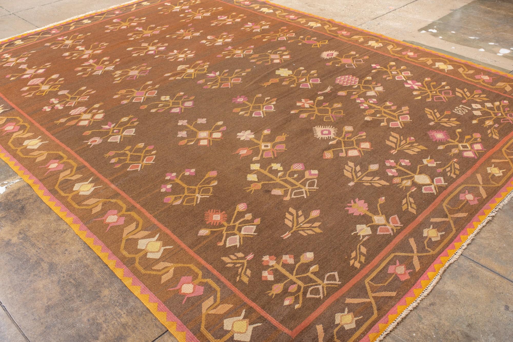 Antique Kilim with Floral Design, Circa 1900's For Sale 2