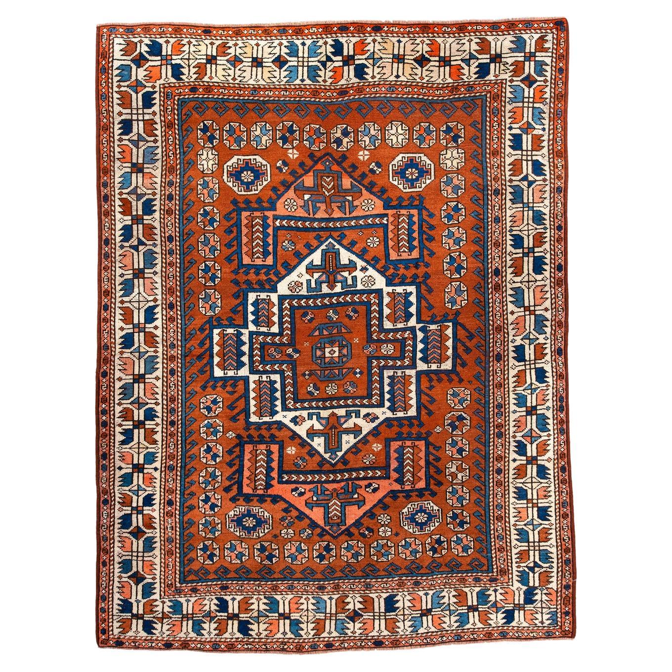 Tappeto vintage Bergama con medaglione ecrù in vendita