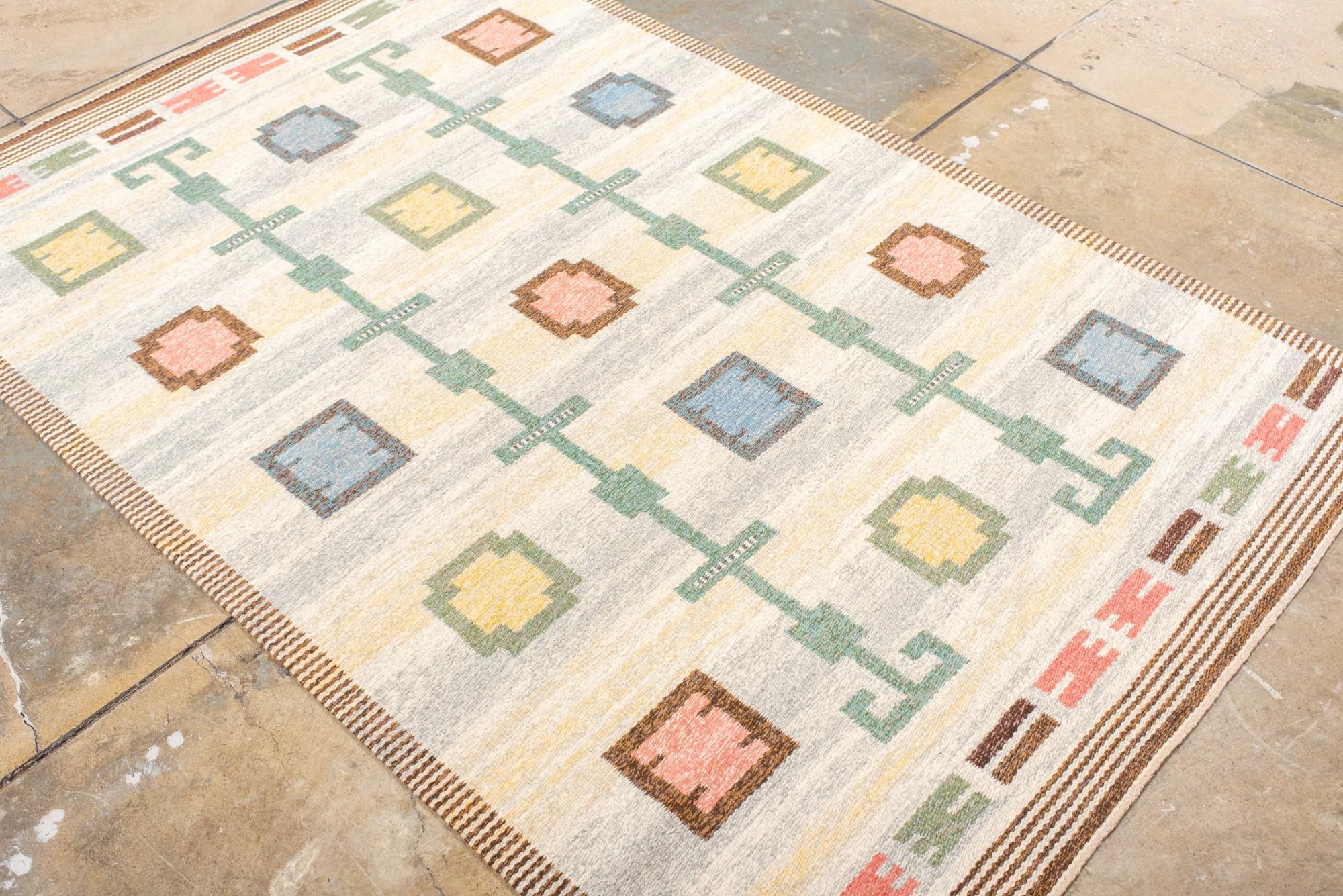 Laine Tapis suédois vintage aux couleurs pastel en vente