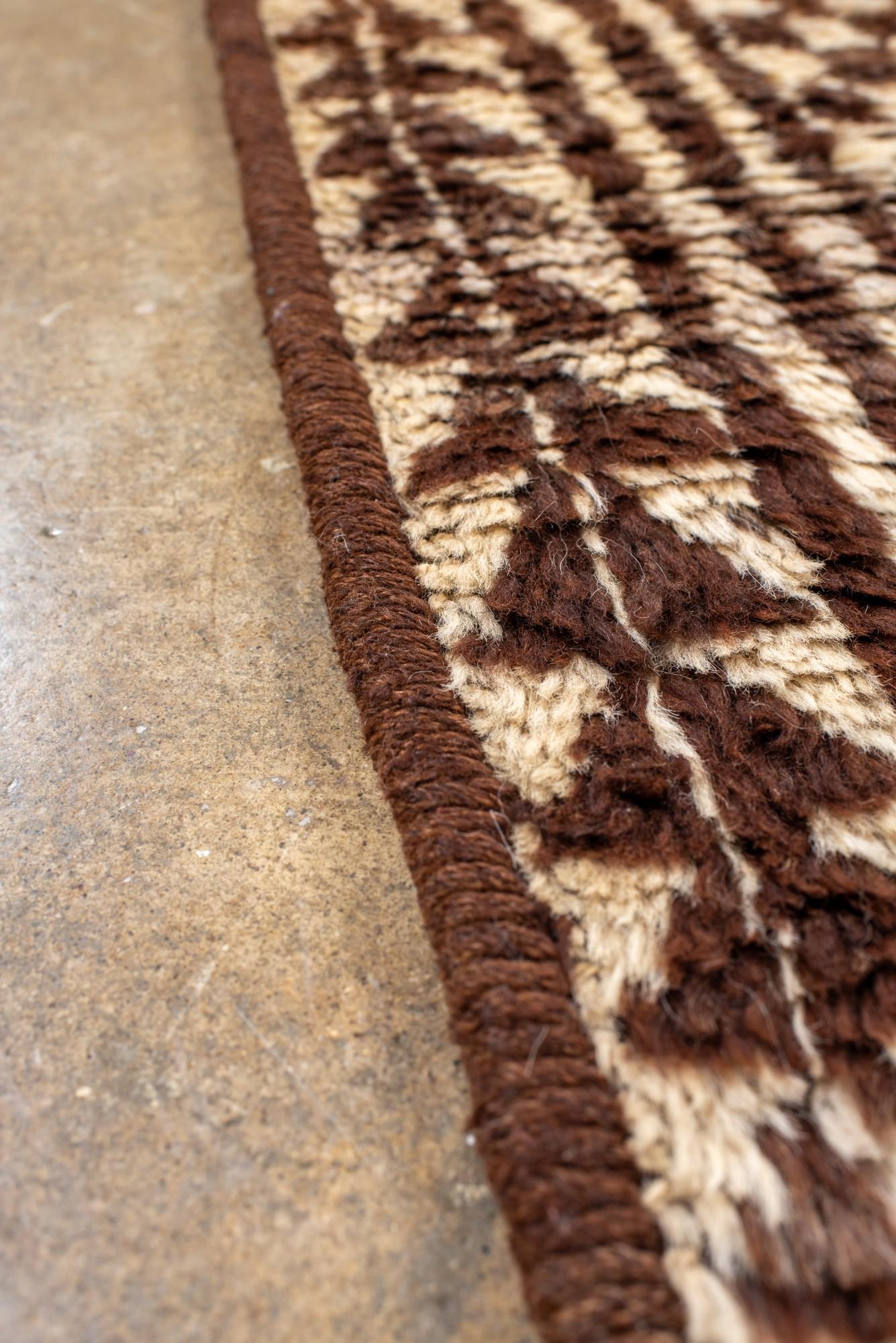 20th Century Vintage Brown Checkerboard Rug For Sale