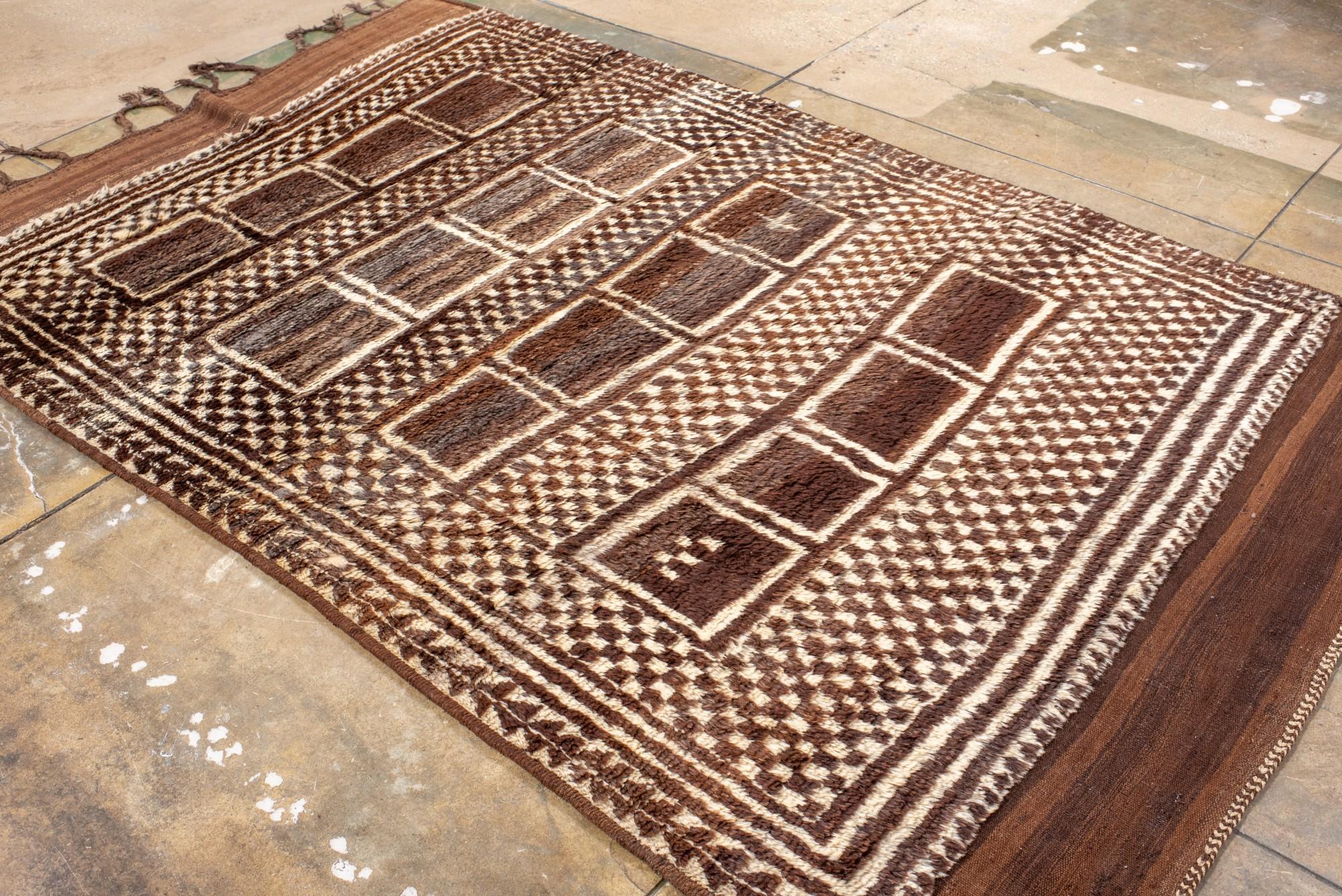 Vintage Brown Checkerboard Rug For Sale 1
