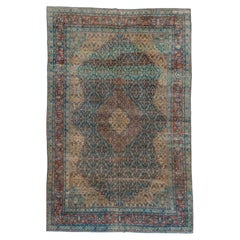 Fein gewebter antiker Täbris-Teppich von David Ariel in Blau- und Rottönen