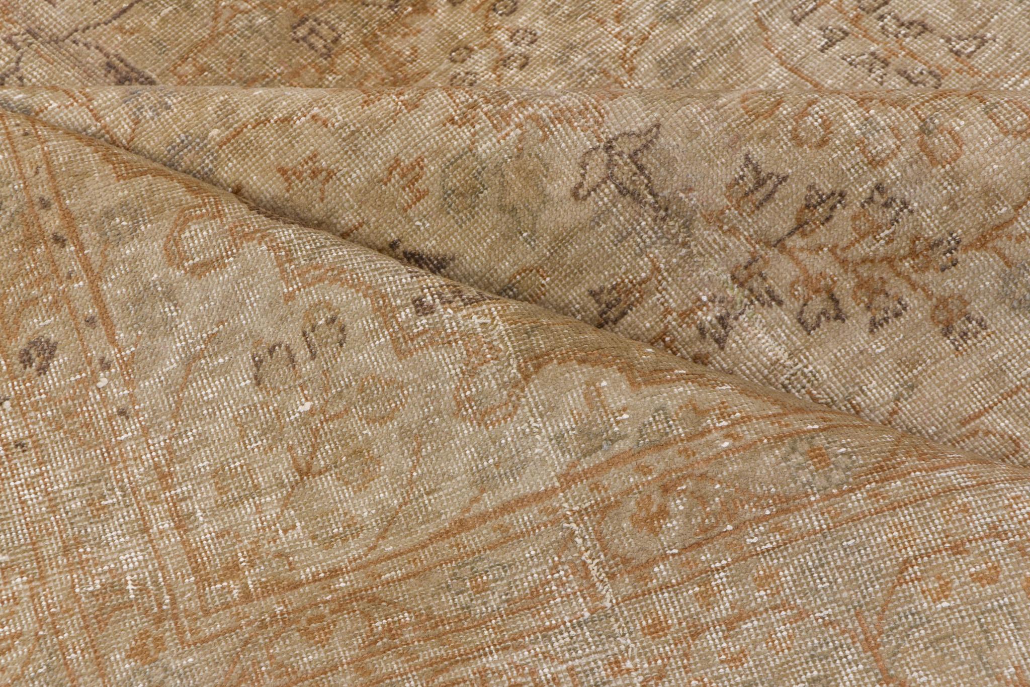 Eliko Rugs by David Ariel Formal Antique Turkish Sivas Rug, Neutral Palette In Good Condition For Sale In New York, NY