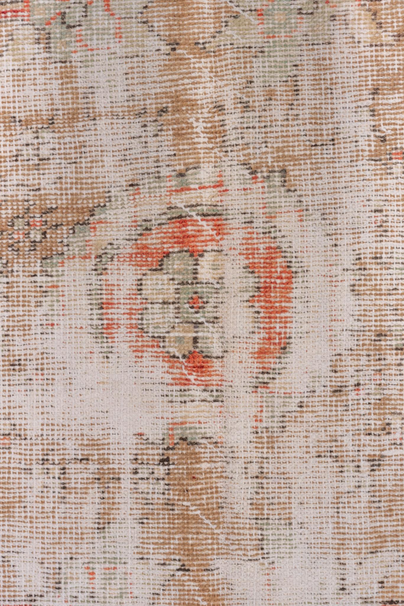 Eliko Rugs by David Ariel Shabby Chic Türkischer Oushak Teppich, CIRCA 1940s im Zustand „Gut“ im Angebot in New York, NY