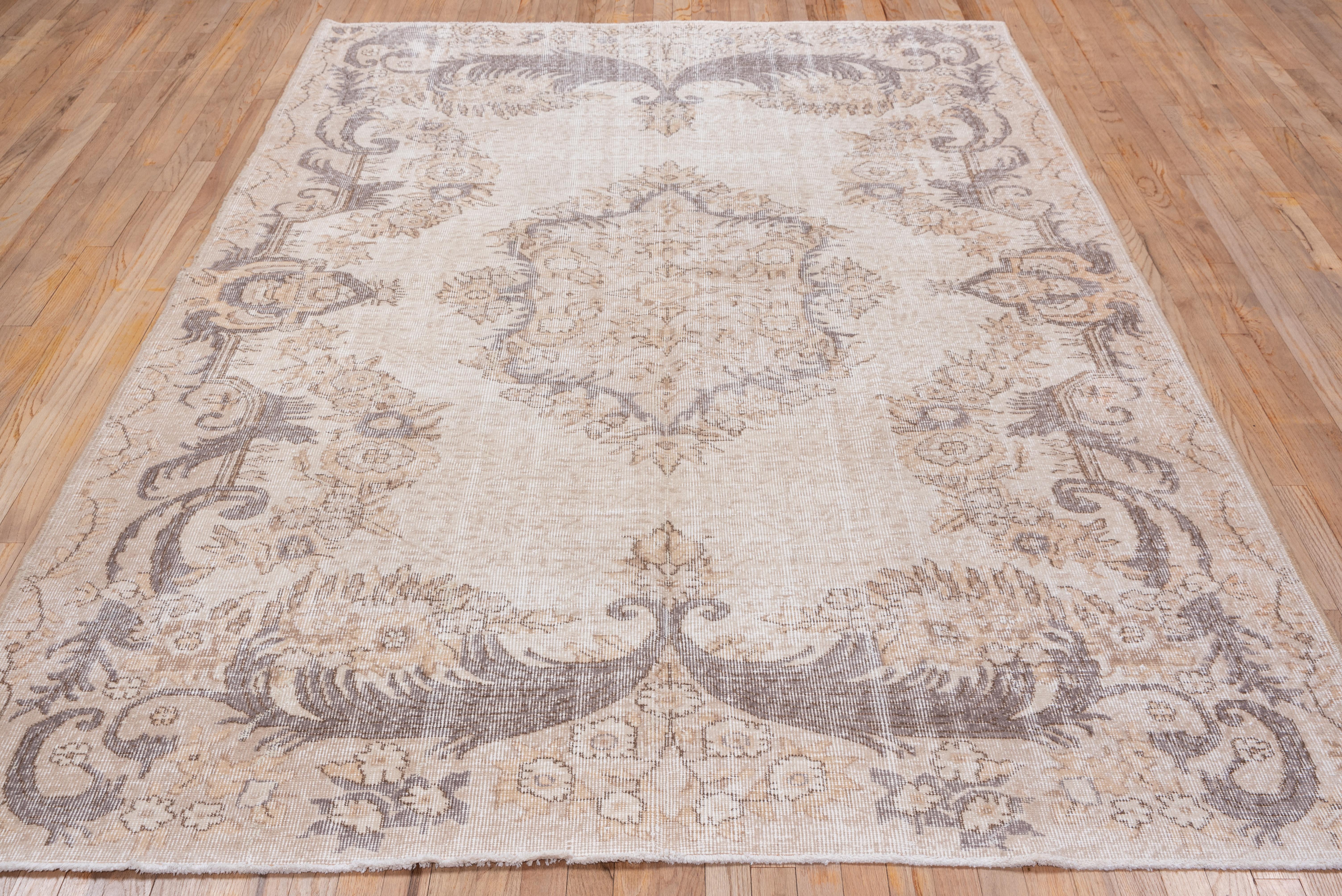 Sparta rugs, also known as Spartan rugs, are a type of handmade rug that originated in the town of Sparta in southwestern Turkey. Sparta is renowned for its rug-weaving tradition, and these rugs have gained recognition for their quality