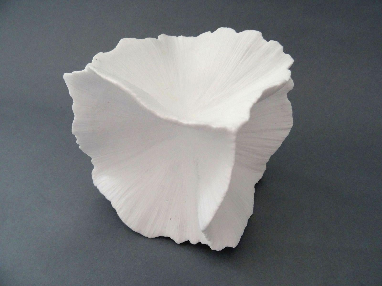 Blooming. White porcelain decoration, size 11x11x11 cm - Sculpture by Elina Titane 