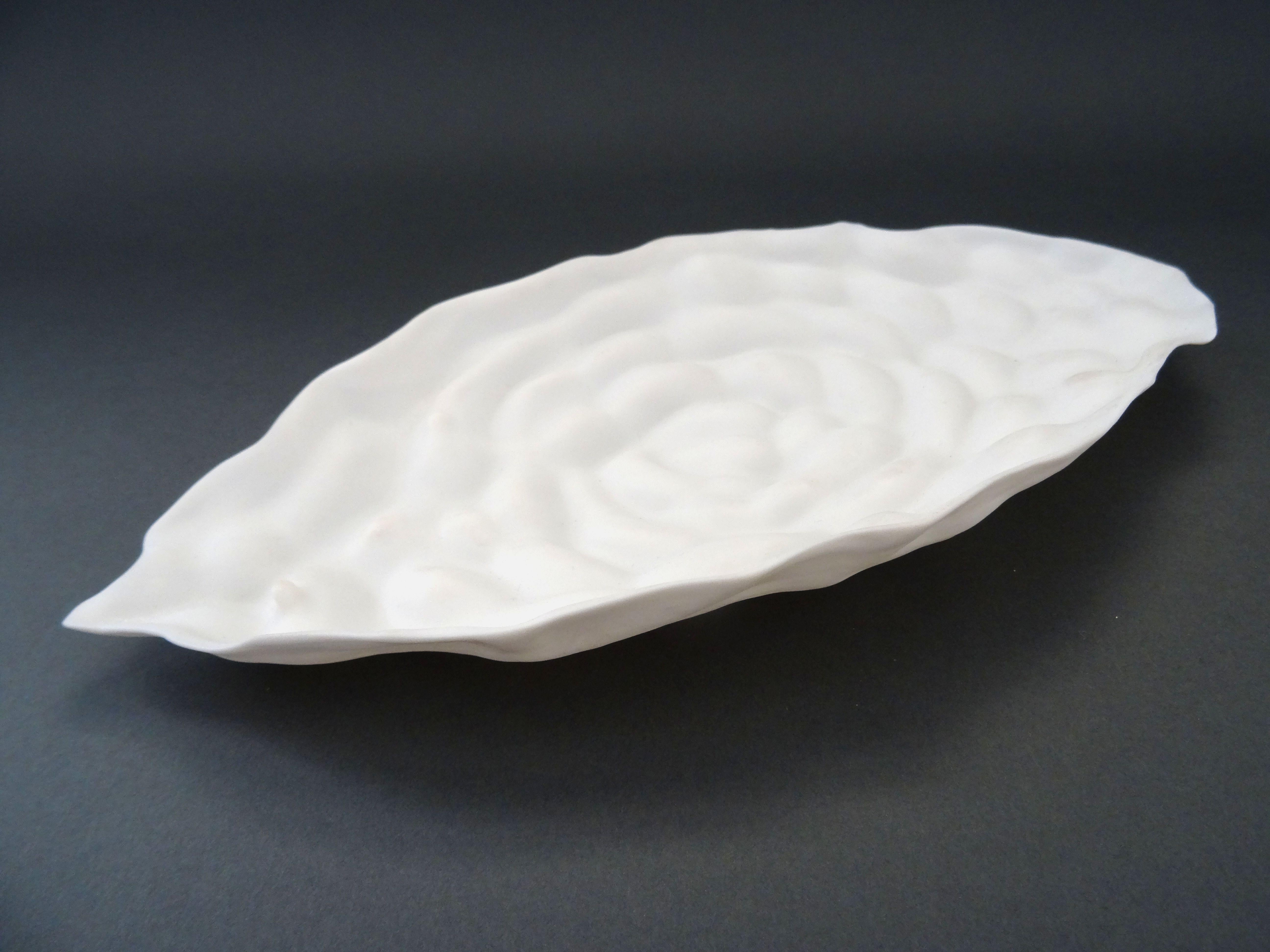 Elina Titane  Abstract Sculpture - Decorative plate "Interaction" porcelain h 3 cm; w 26 cm; d 13, 5 cm