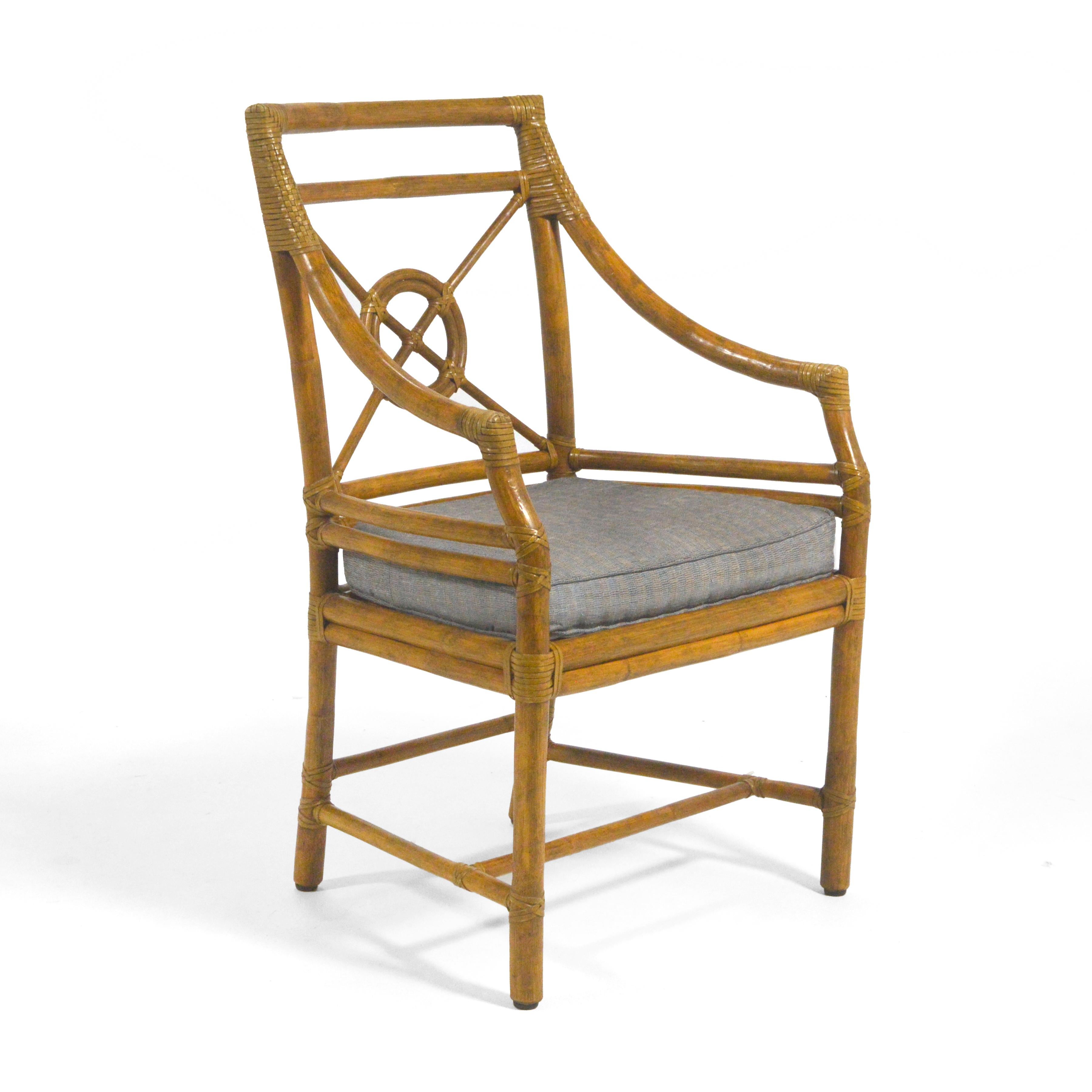 Elinor McGuire entwarf diesen Beistellstuhl des Modells M-59 für McGuire of San Fransisco, das Unternehmen, das sie zusammen mit ihrem Mann John gründete. Ursprünglich als 