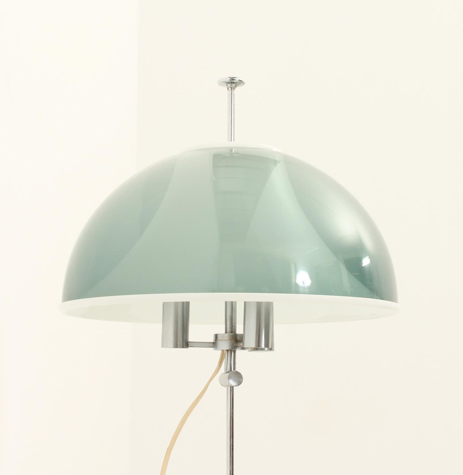 Milieu du XXe siècle Lampe de bureau réglable Elio Martinelli pour Metalarte, 1962 en vente